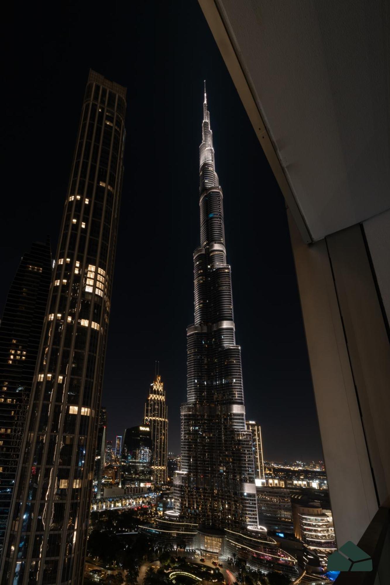 Grande Tranquil 2br Next To Opera By Bms * Dubaï