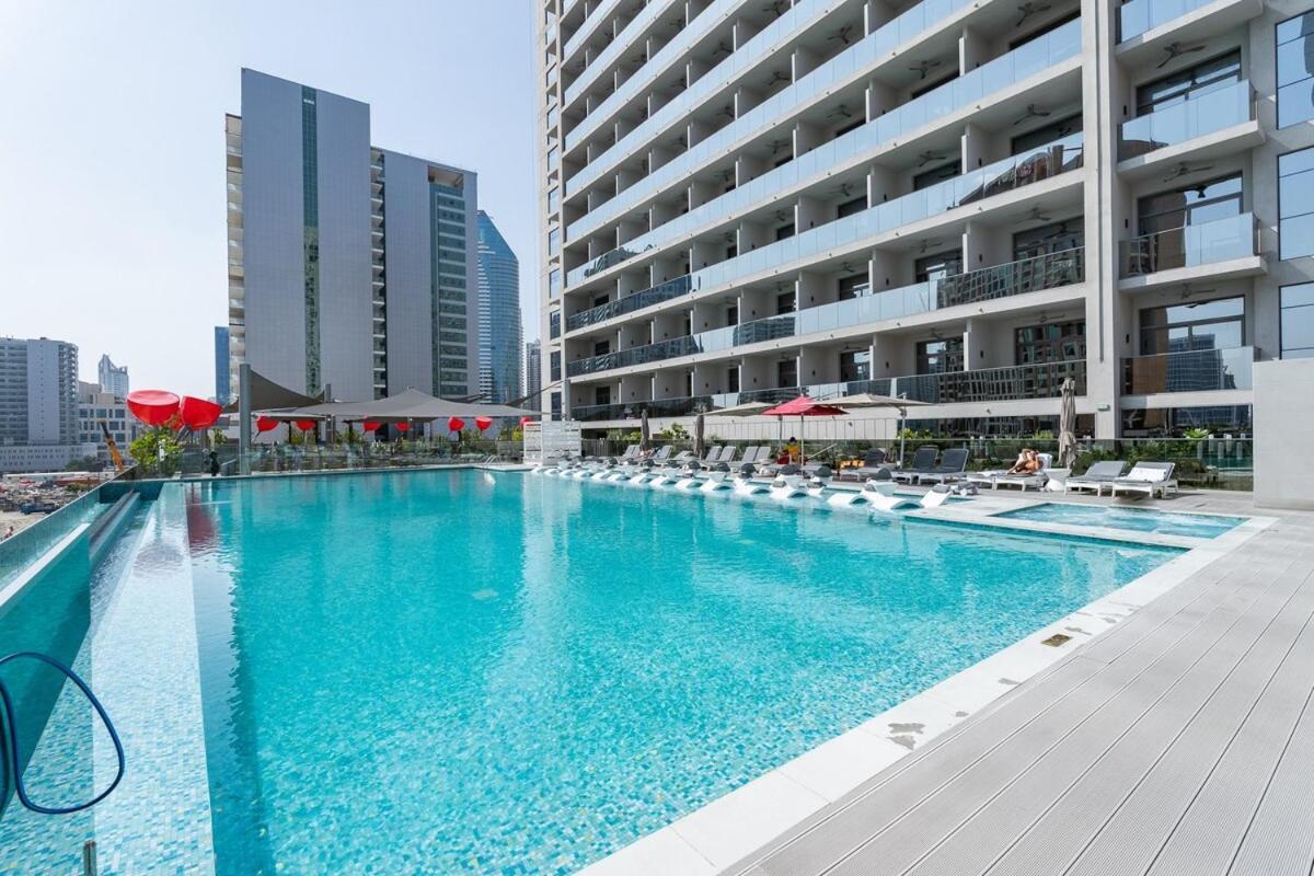 Appartement Vogue Mag318 Downtown - Pool View And Walkable To Burj Khalifa And The Mall *