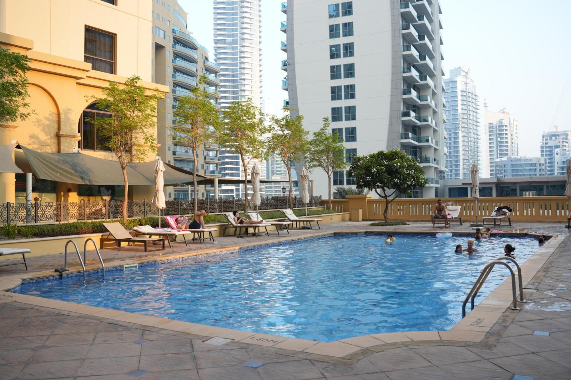 Yellow Parrot Jbr Dubai