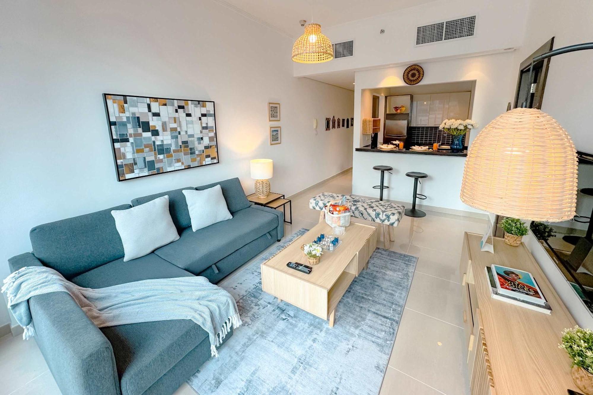 Airstay - 1br - Pool Views - Near Marina Mall - Monthly Offer Available *