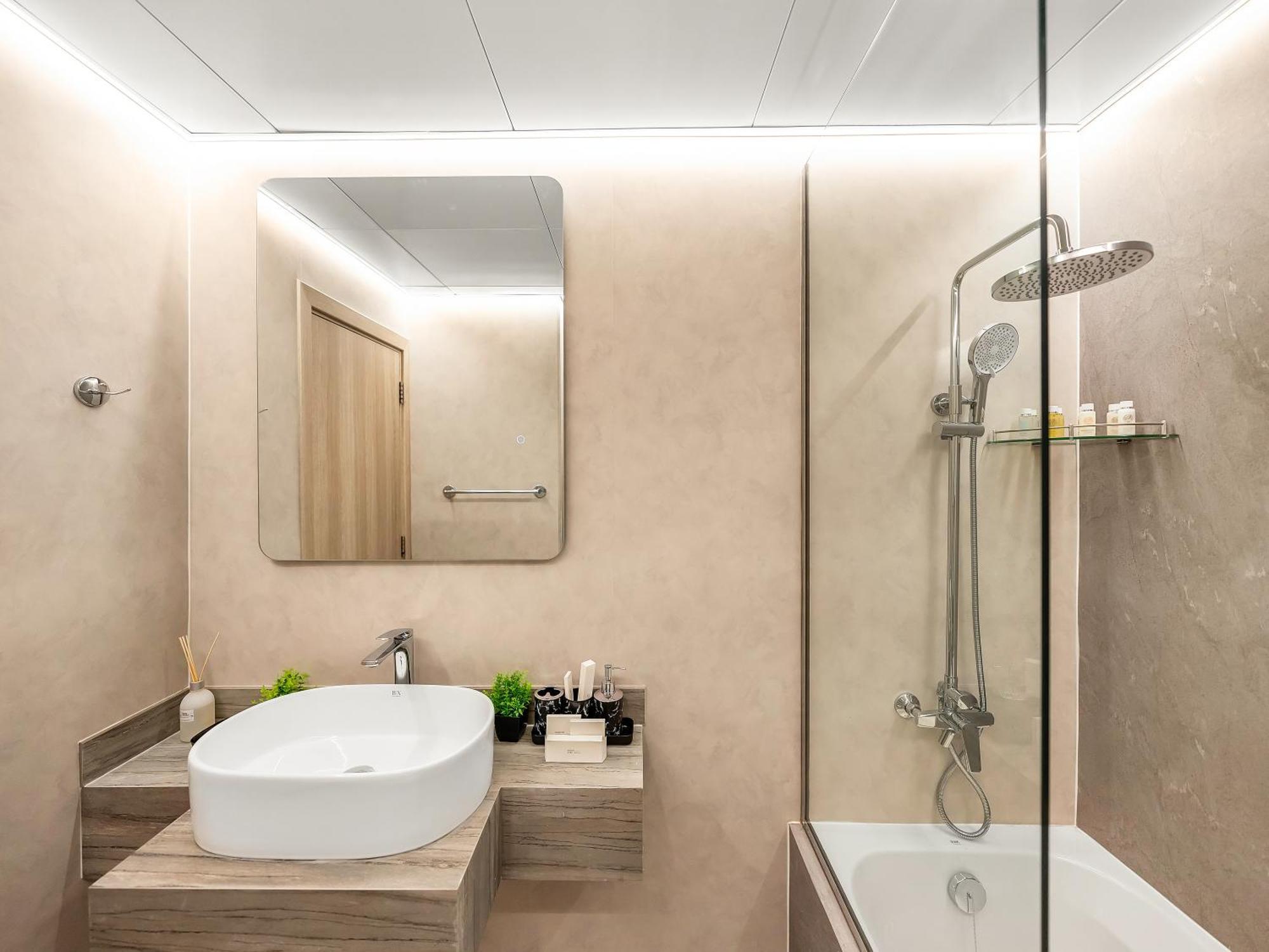 Lux New 2 Bhk - Full Sea View - Marina - 5 Min To - 100 Metres To Tram * Dubaï