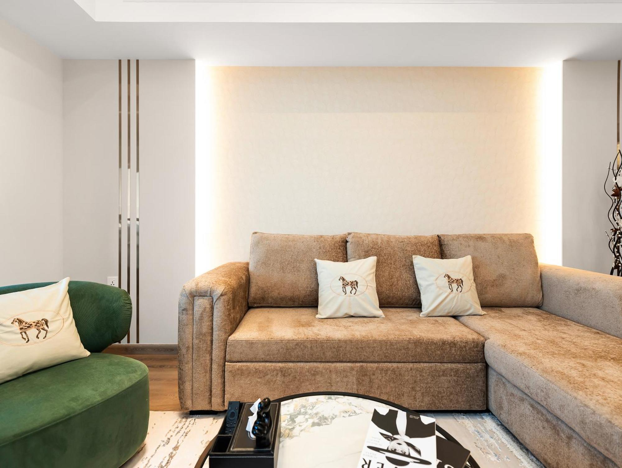 Lux New 2 Bhk - Full Sea View - Marina - 5 Min To - 100 Metres To Tram *