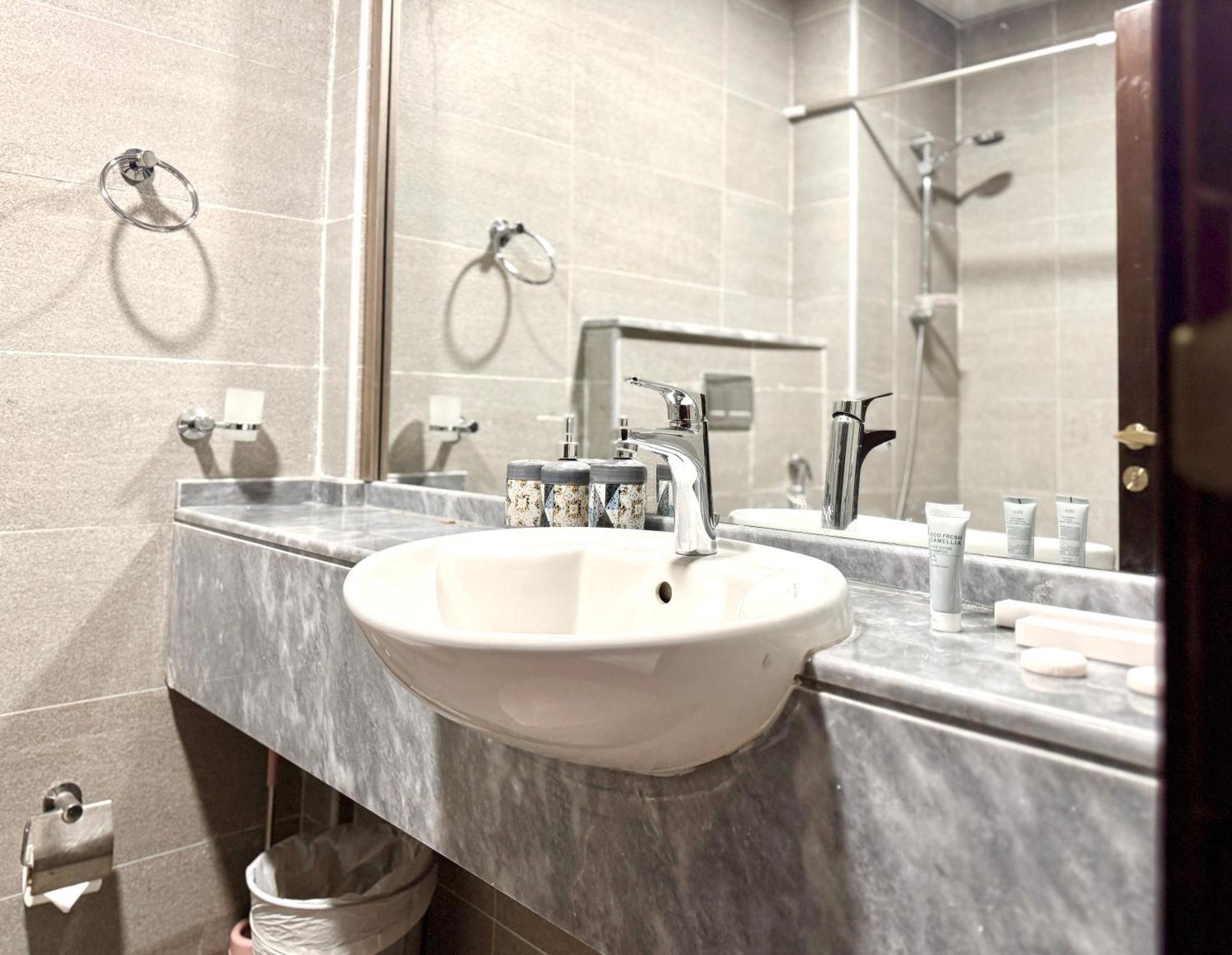 Al Manara Premium Deluxe Dubai