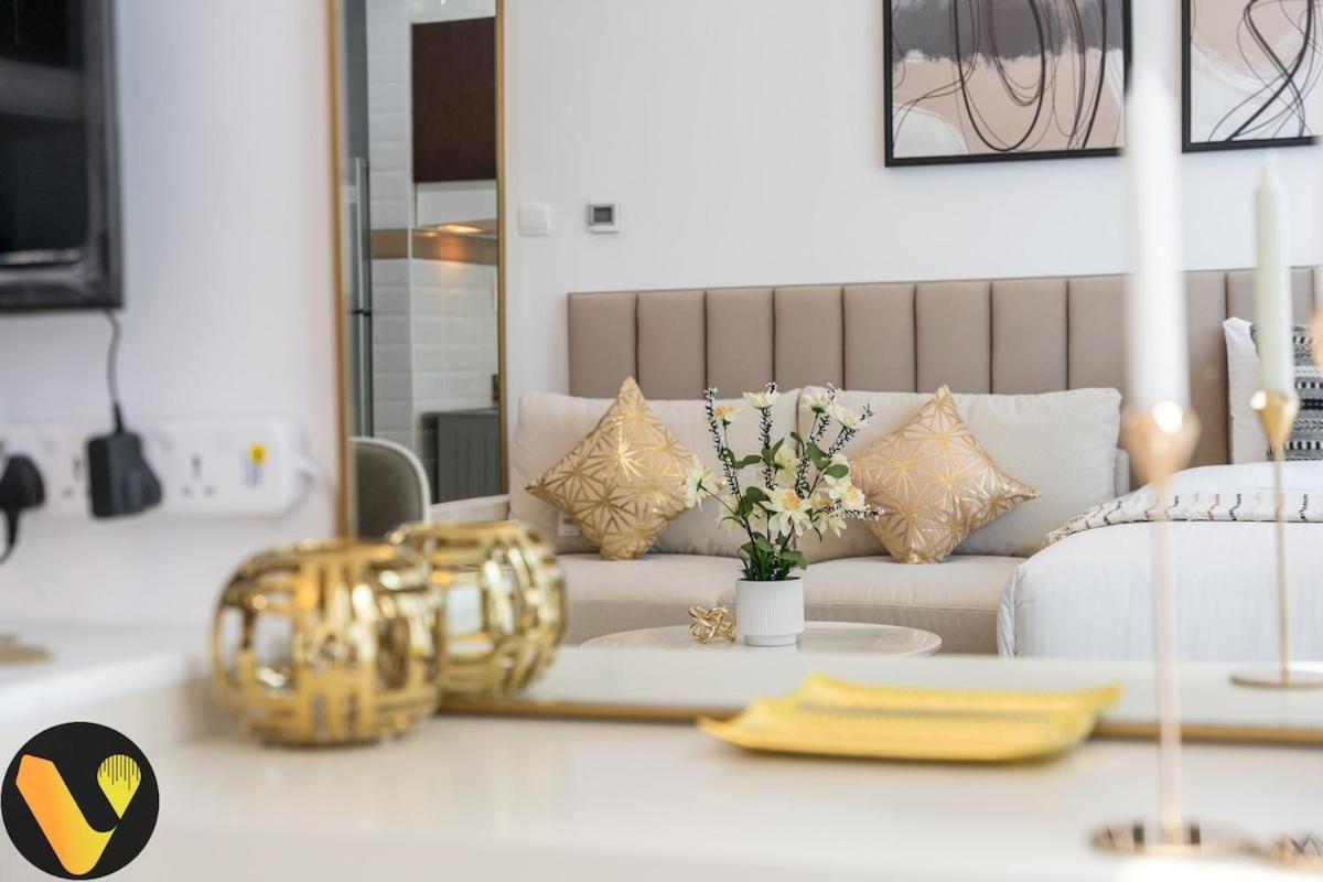 Vogue Business Bay Court Tower, Prime Location, Steps From Business Bay Metro & Jw Marriott Marquis Appartement Dubaï