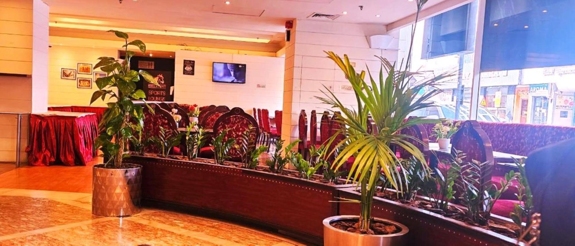 J5 Bur Hotel