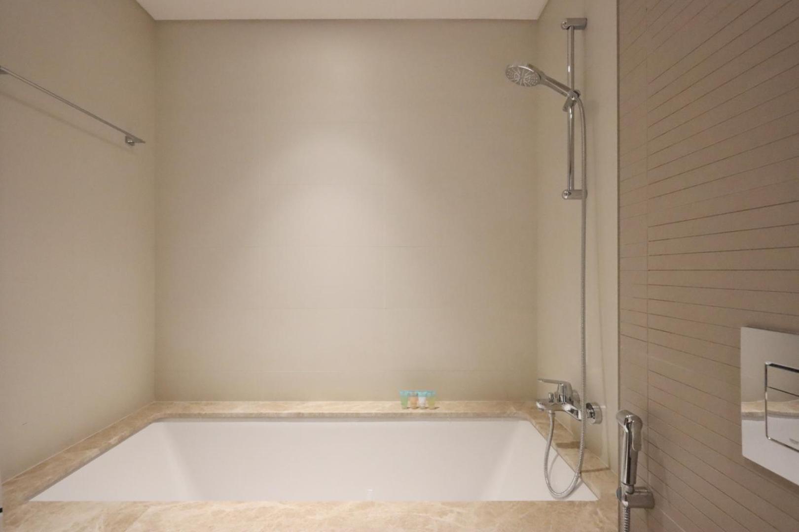 Livbnb-2br Iconic Living In Grand Bleu Lejlighed Dubai