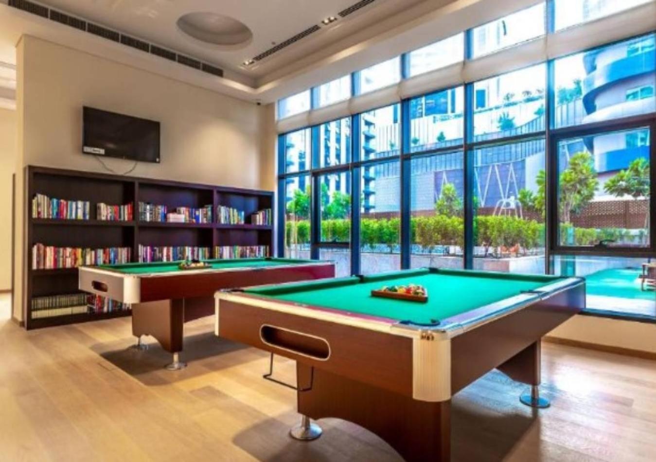 Modern 1br Apartment, High Floor, Near Mall Apartment
