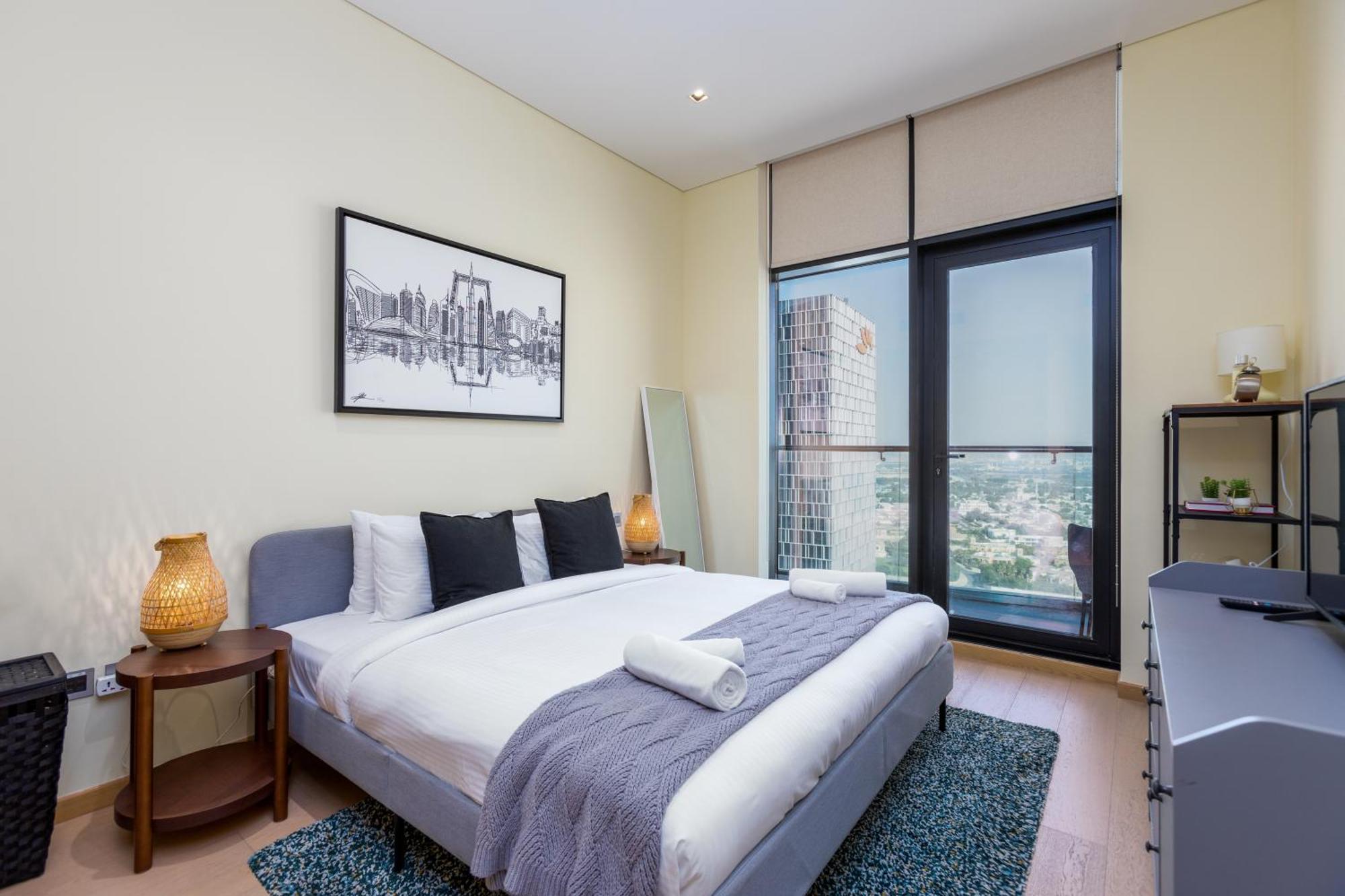 Modern 1br Apartment, High Floor, Near Mall Apartment