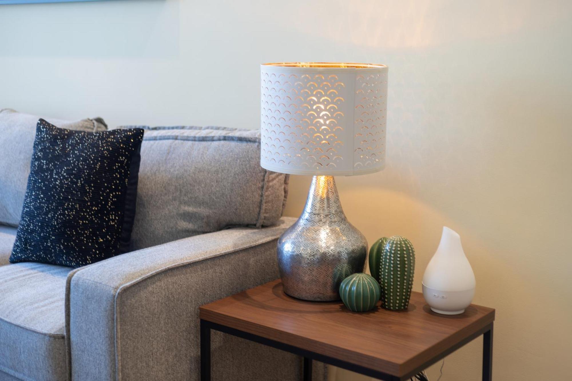 Modern 1br Apartment, High Floor, Near Mall Apartment *