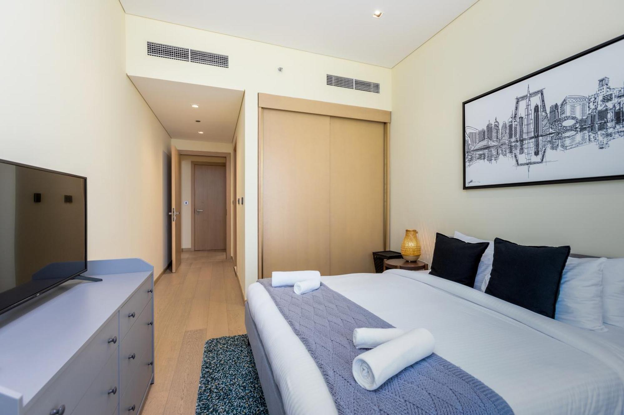 Modern 1br Apartment, High Floor, Near Mall Apartment Dubai