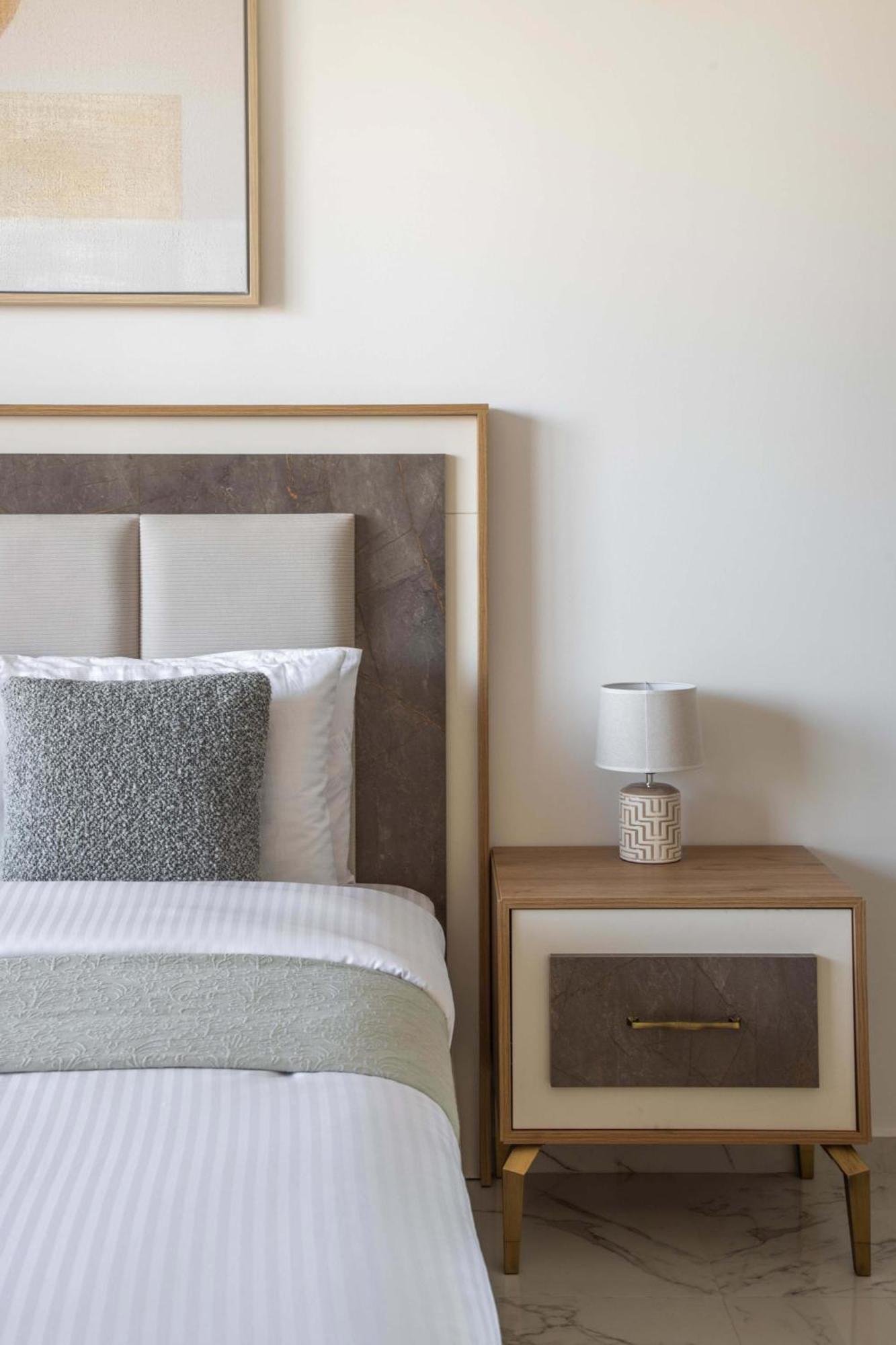 Appartement Frank Porter - Golden Dream Tower *