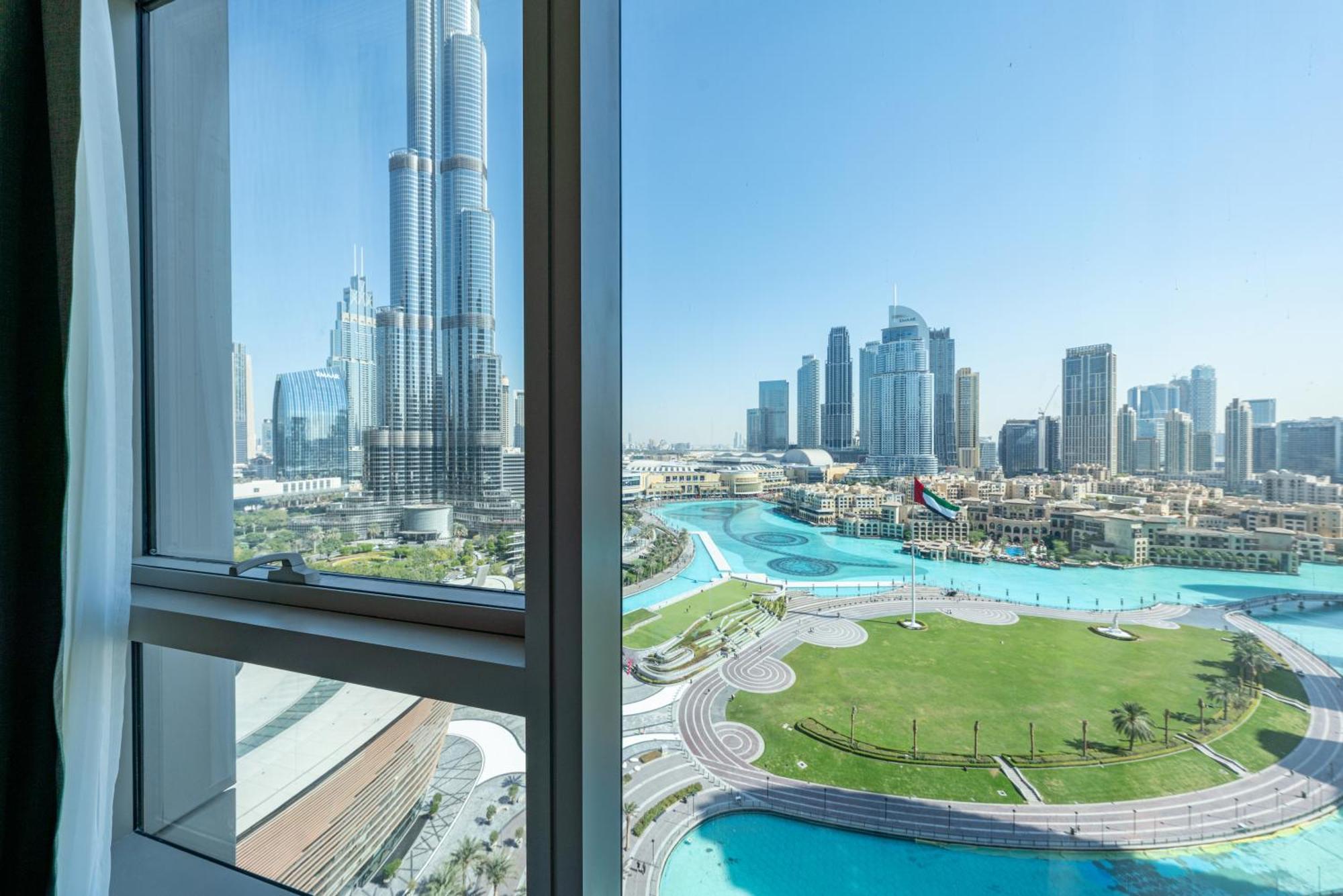 Skyline Majesty - Luxury Living With Full Burj Khalifa & Fountain Views - 1703 Appartement