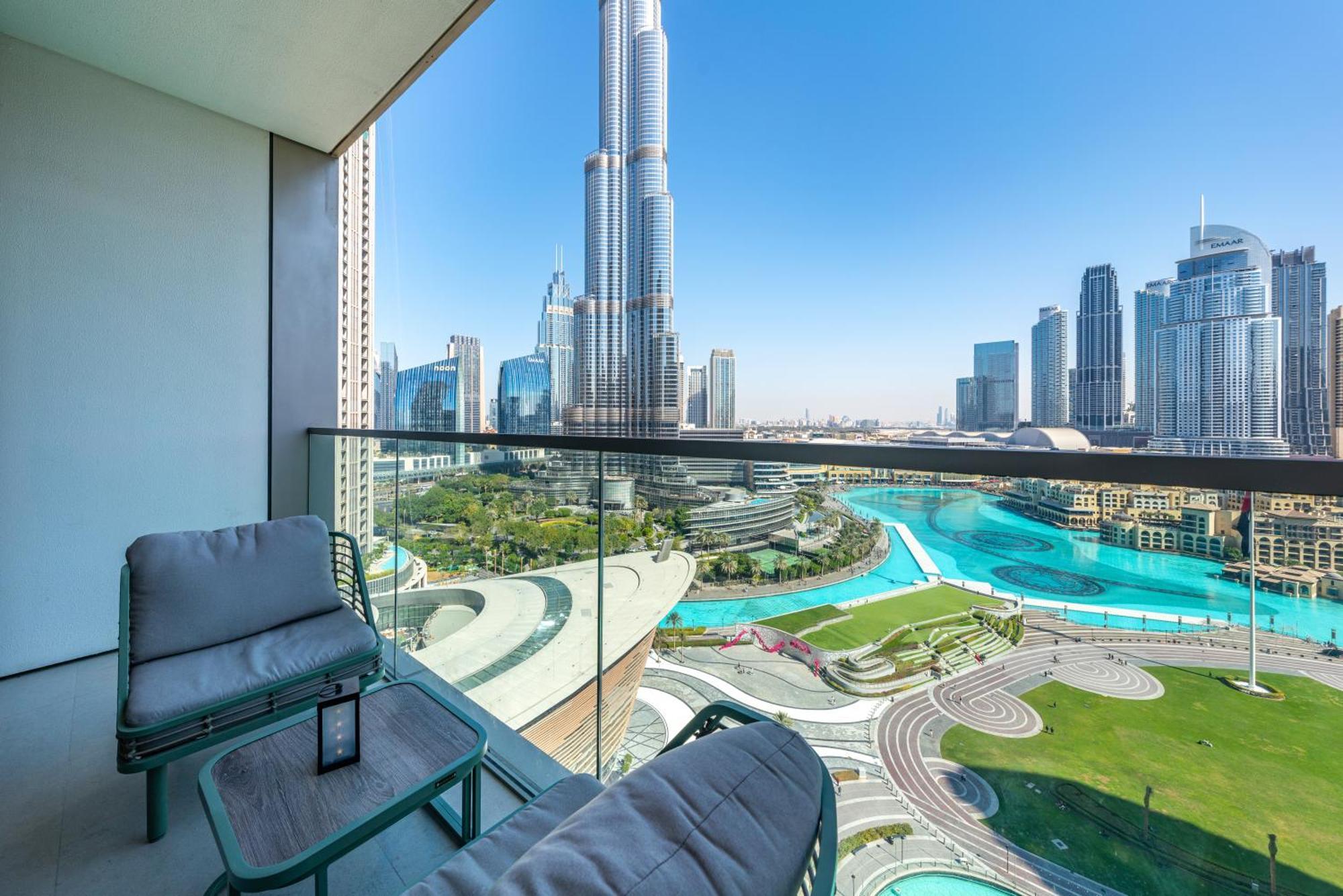 Skyline Majesty - Luxury Living With Full Burj Khalifa & Fountain Views - 1703