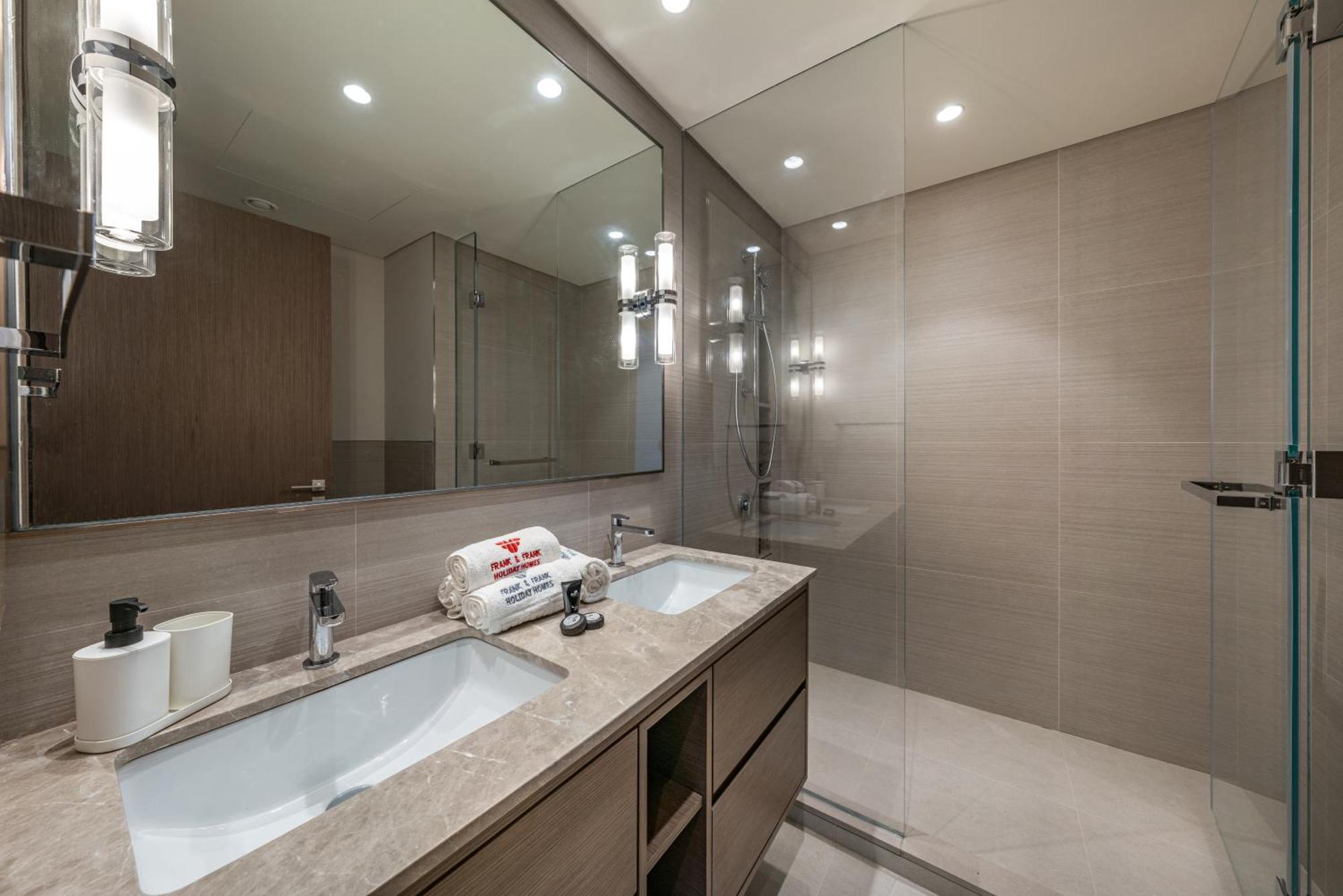 Skyline Majesty - Luxury Living With Full Burj Khalifa & Fountain Views - 1703