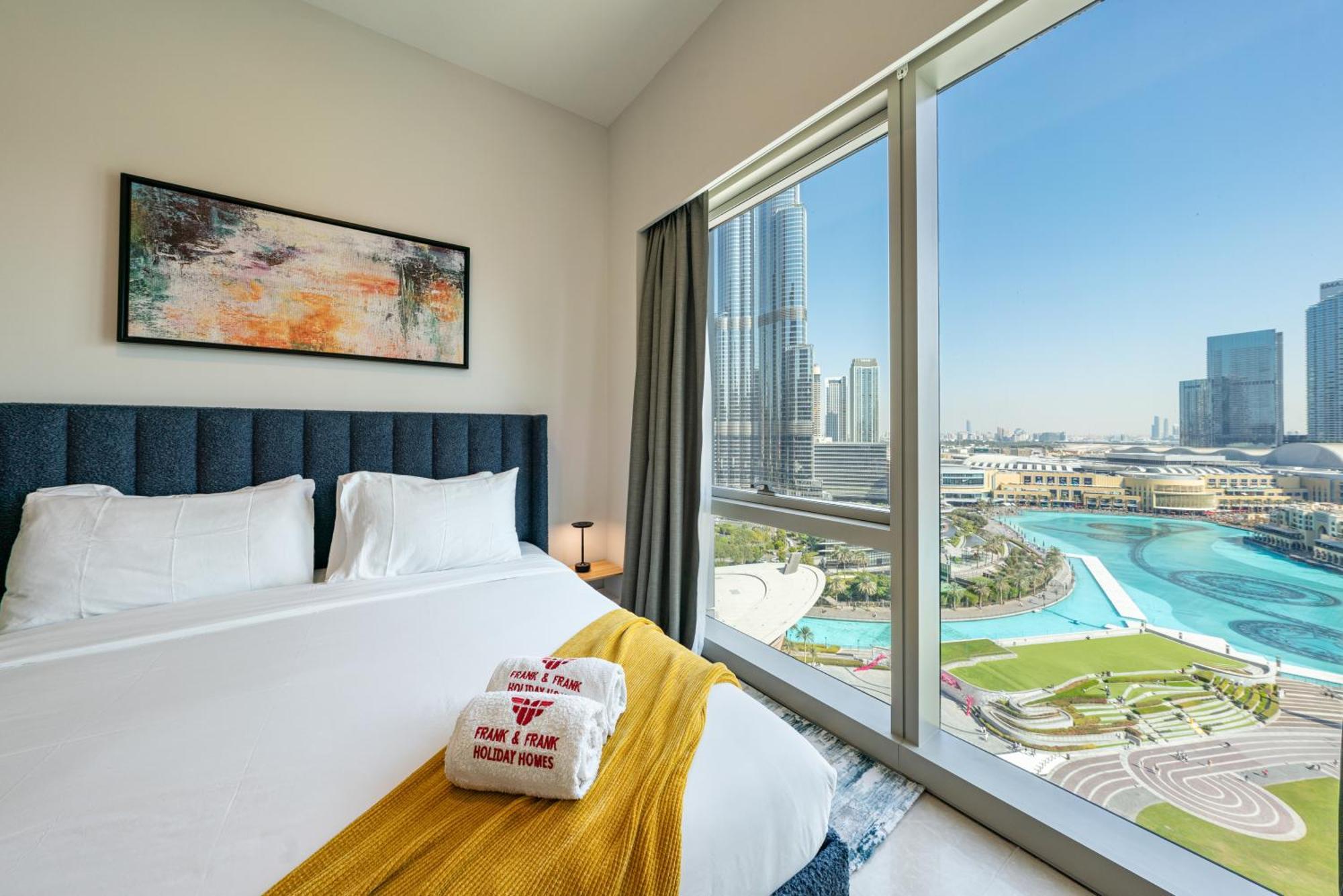 Skyline Majesty - Luxury Living With Full Burj Khalifa & Fountain Views - 1703 Dubaï