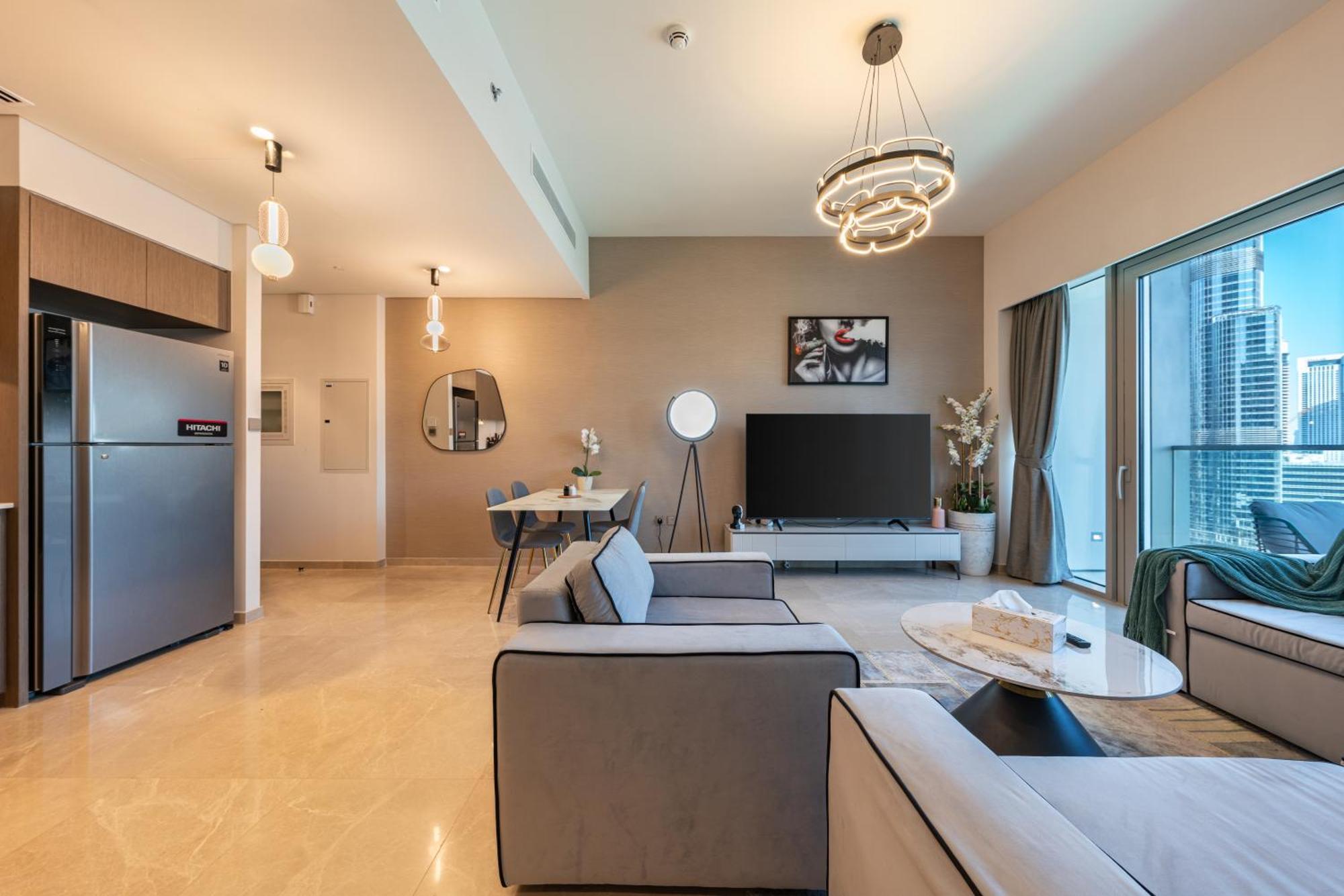 Skyline Majesty - Luxury Living With Full Burj Khalifa & Fountain Views - 1703 Appartement *