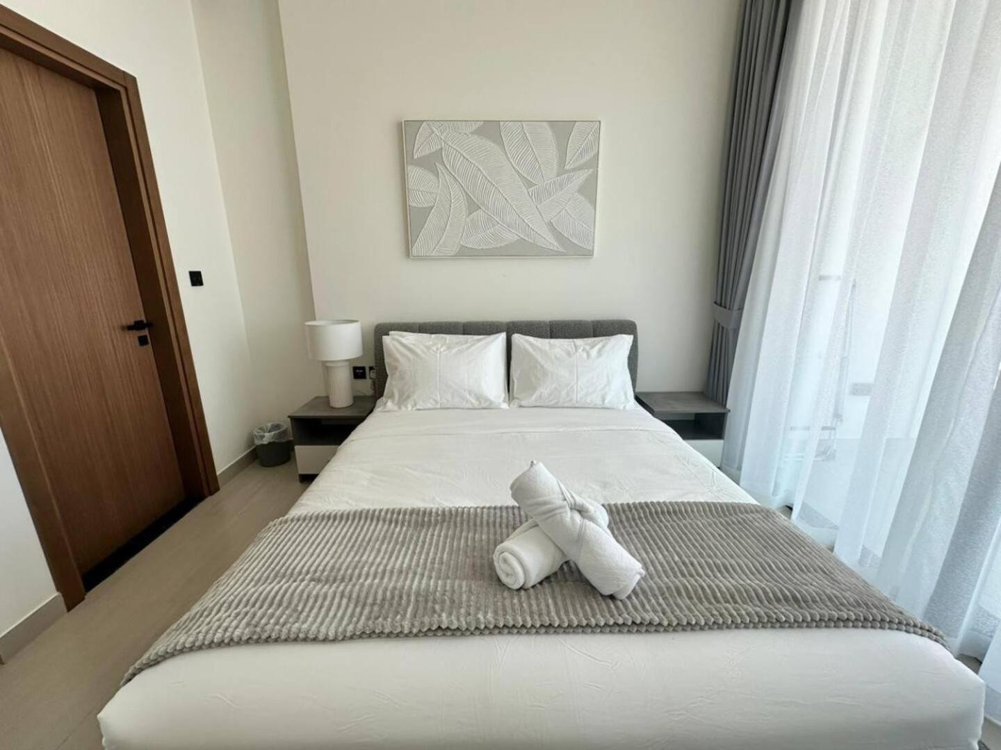 Appartement Cozy Modern 1-bedroom In Jvc *