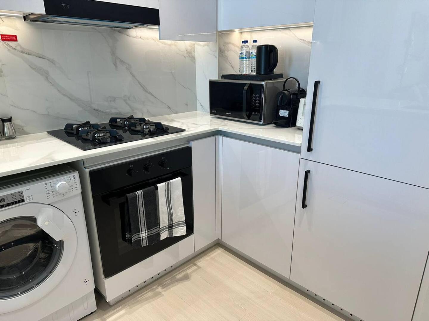 Cozy Modern 1-bedroom In Jvc Appartement Dubaï