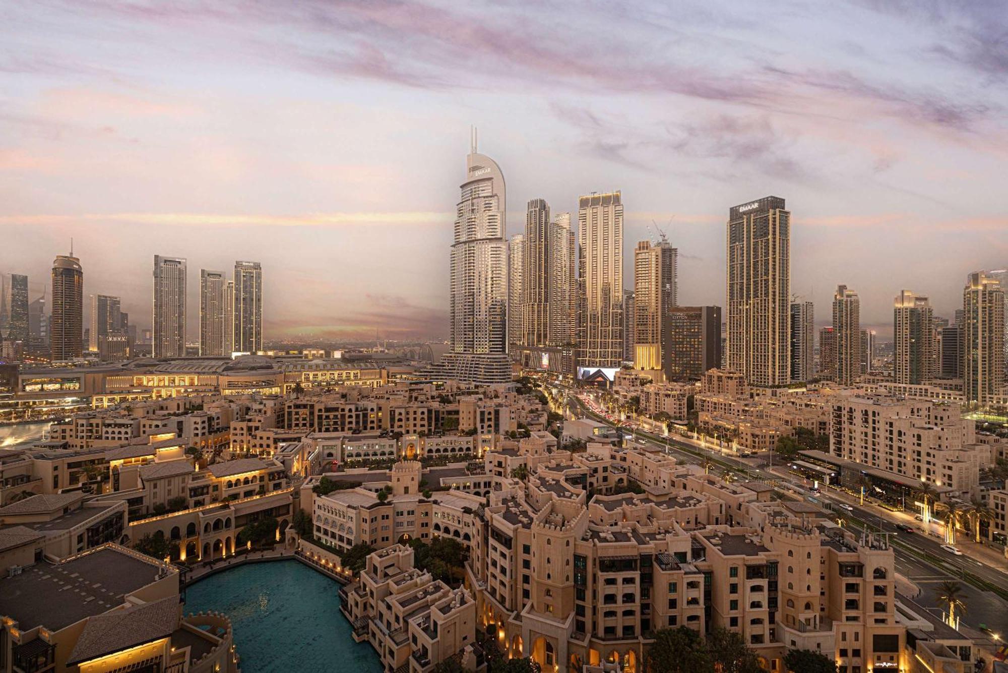 Downtown Sanctuary Iconic Burj Views & Luxury Living Dubaï