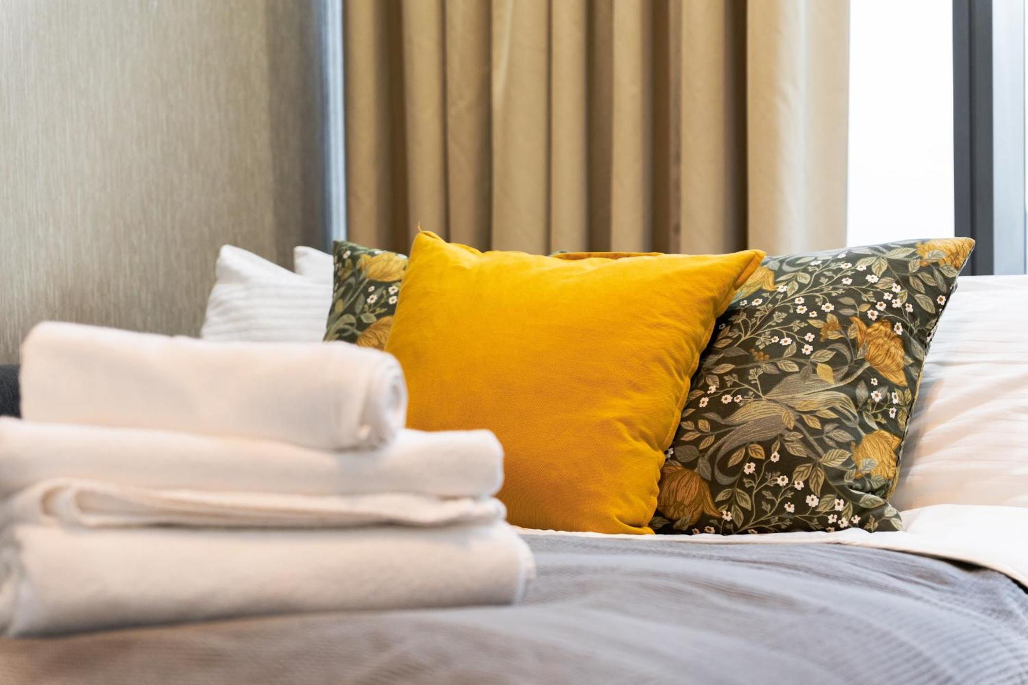 Silverene Tower, 28th-floor Marina View, Walk To Dubai