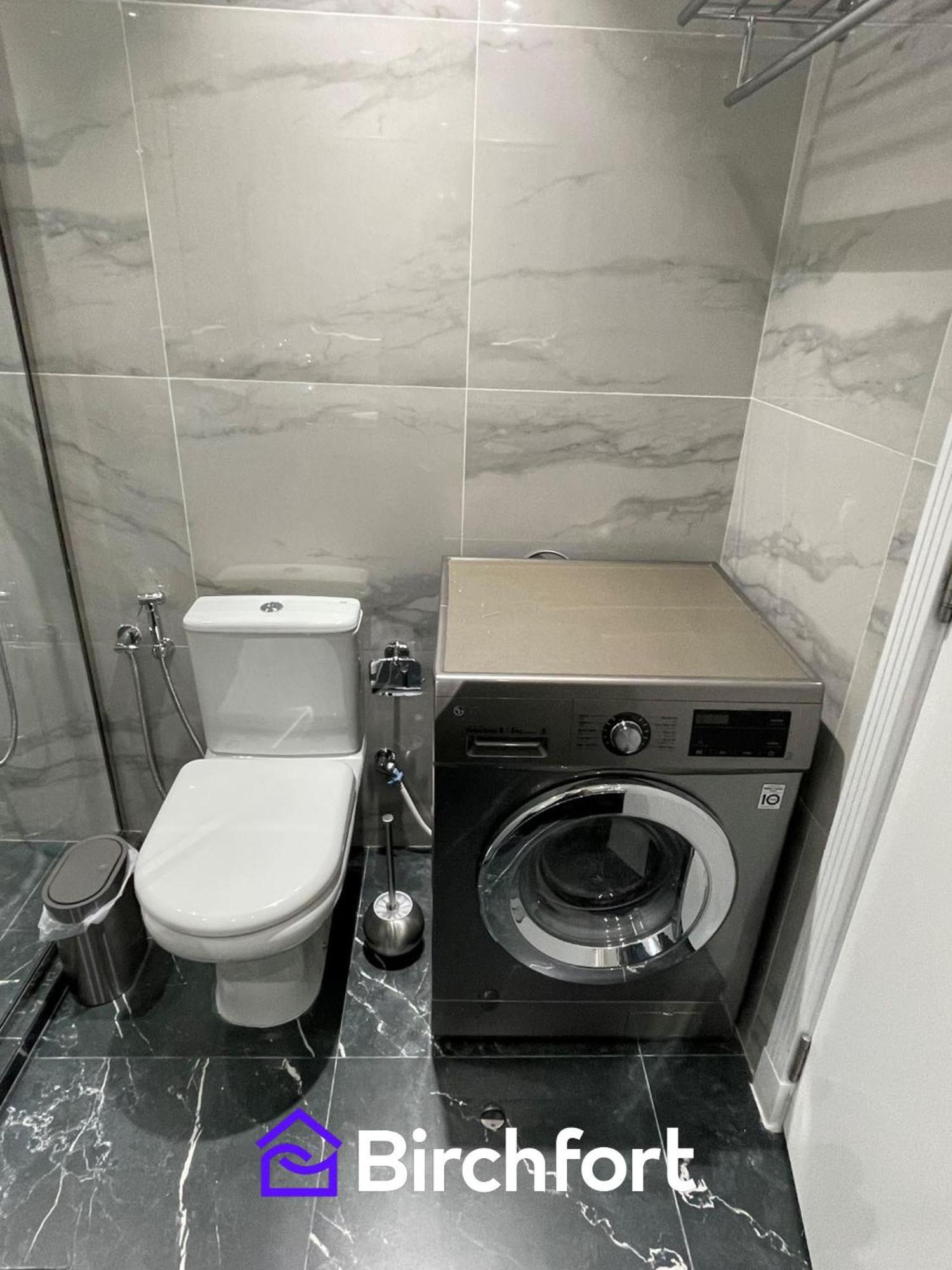 Birchfort - Newly Renovated Unique 1 Bedroom Dubái