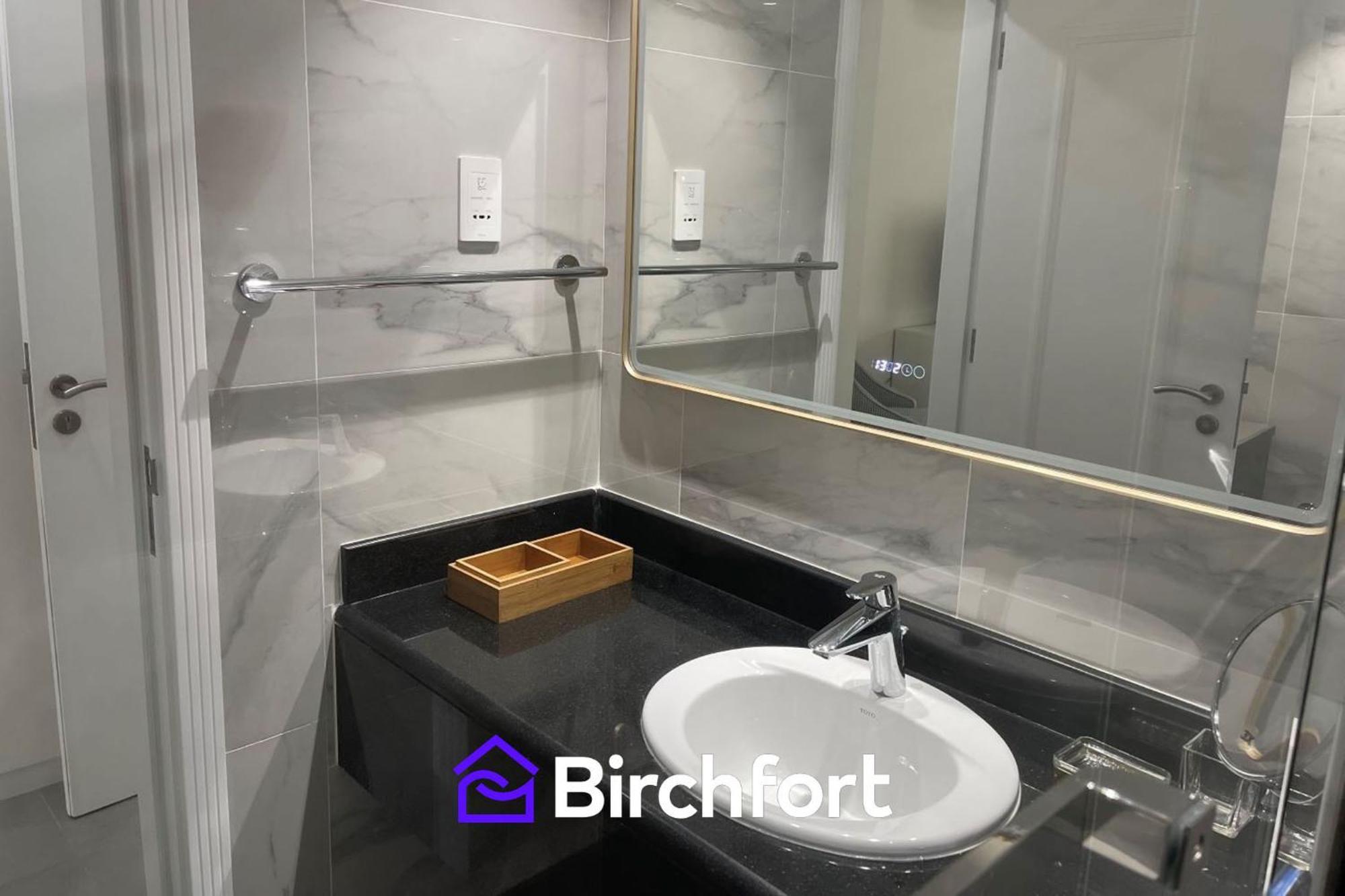 Birchfort - Newly Renovated Unique 1 Bedroom Apartamento
