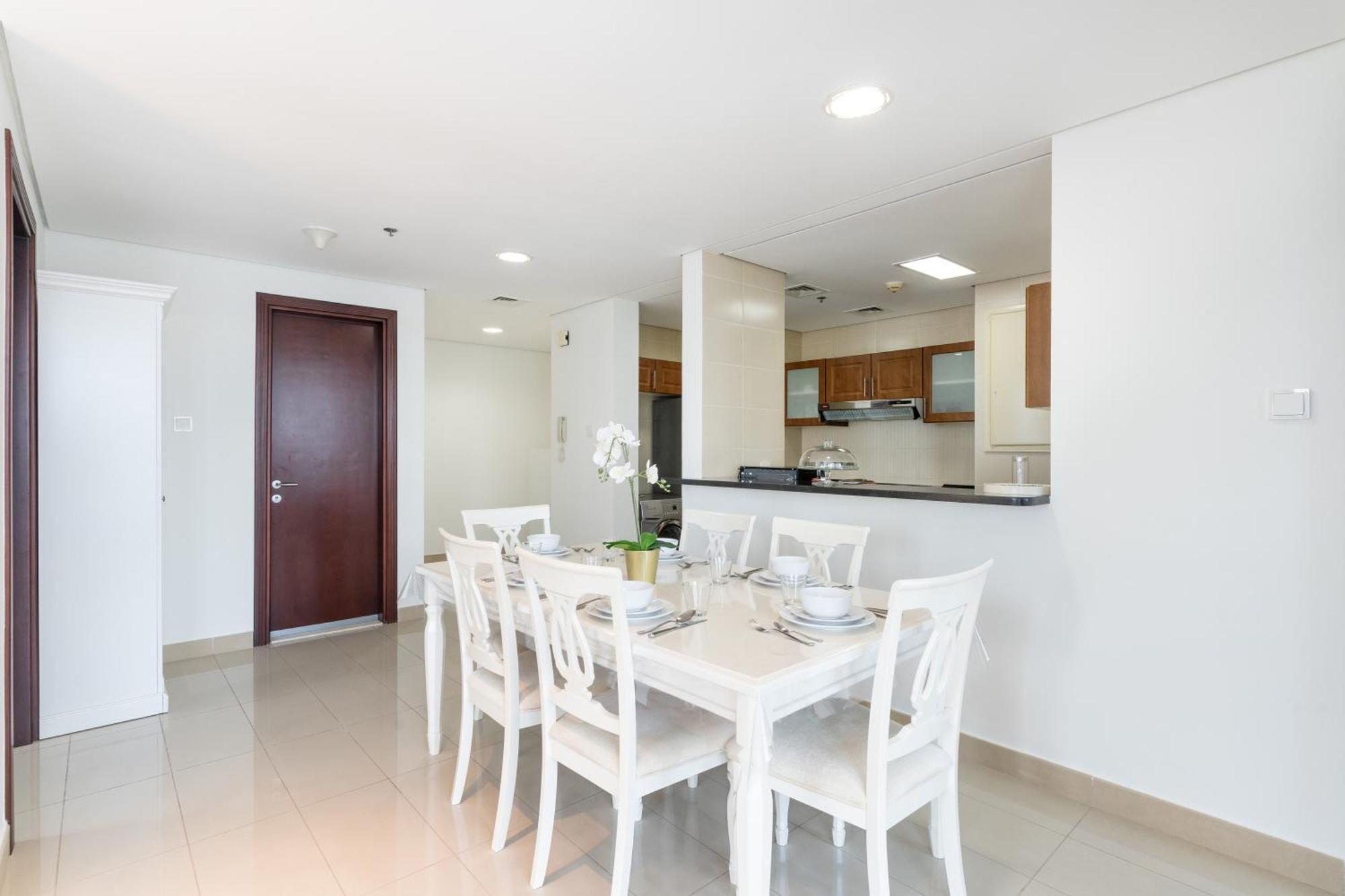 Scenic View 2br Near Metro In Cluster A, Jlt - Allsopp&allsopp