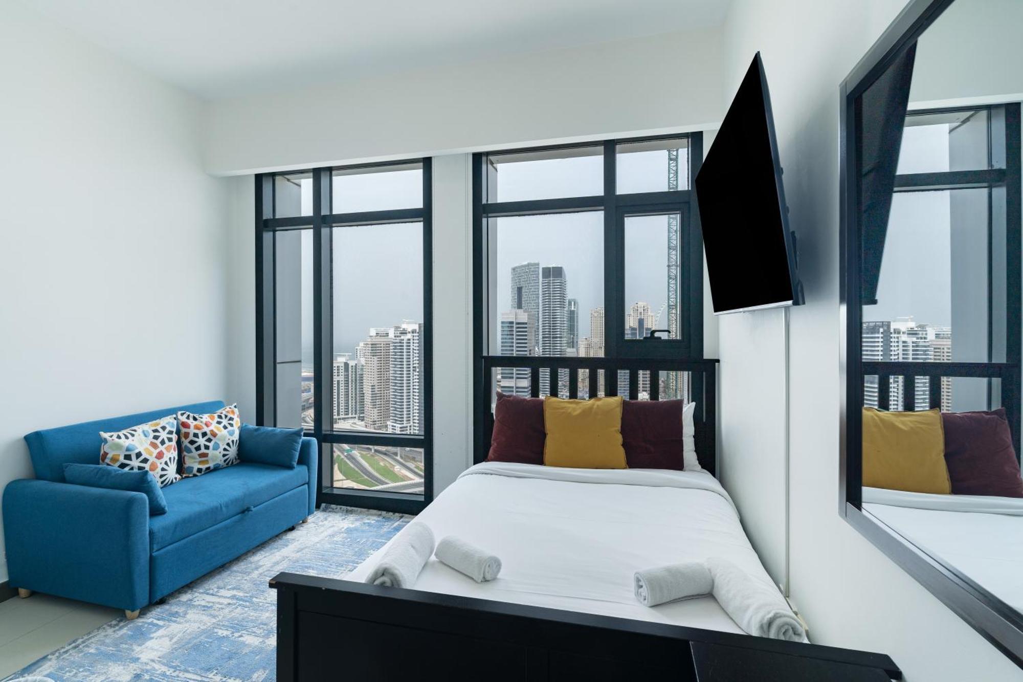 Scenic View 2br Near Metro In Cluster A, Jlt - Allsopp&allsopp Apartamento