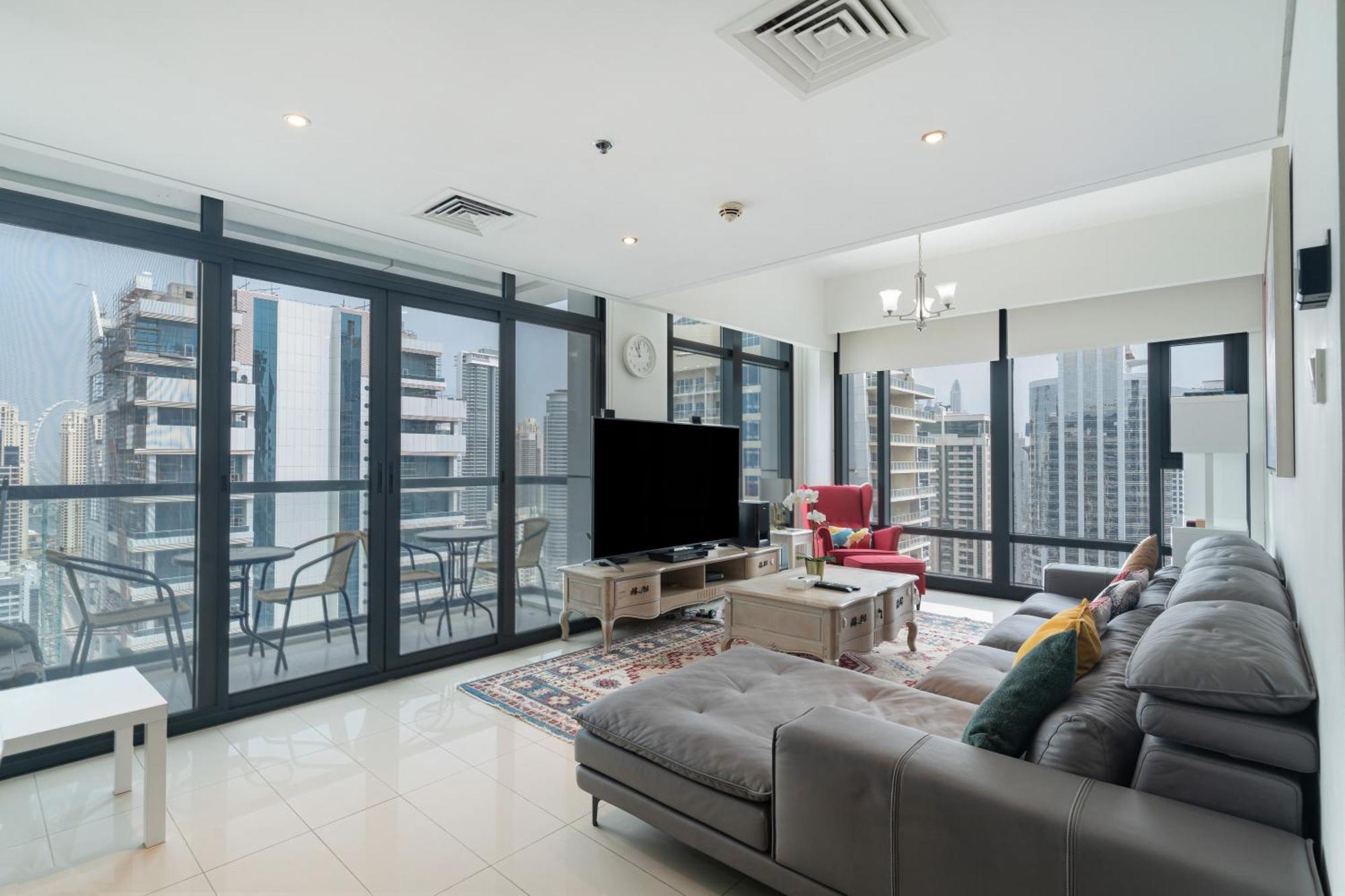Scenic View 2br Near Metro In Cluster A, Jlt - Allsopp&allsopp Dubái
