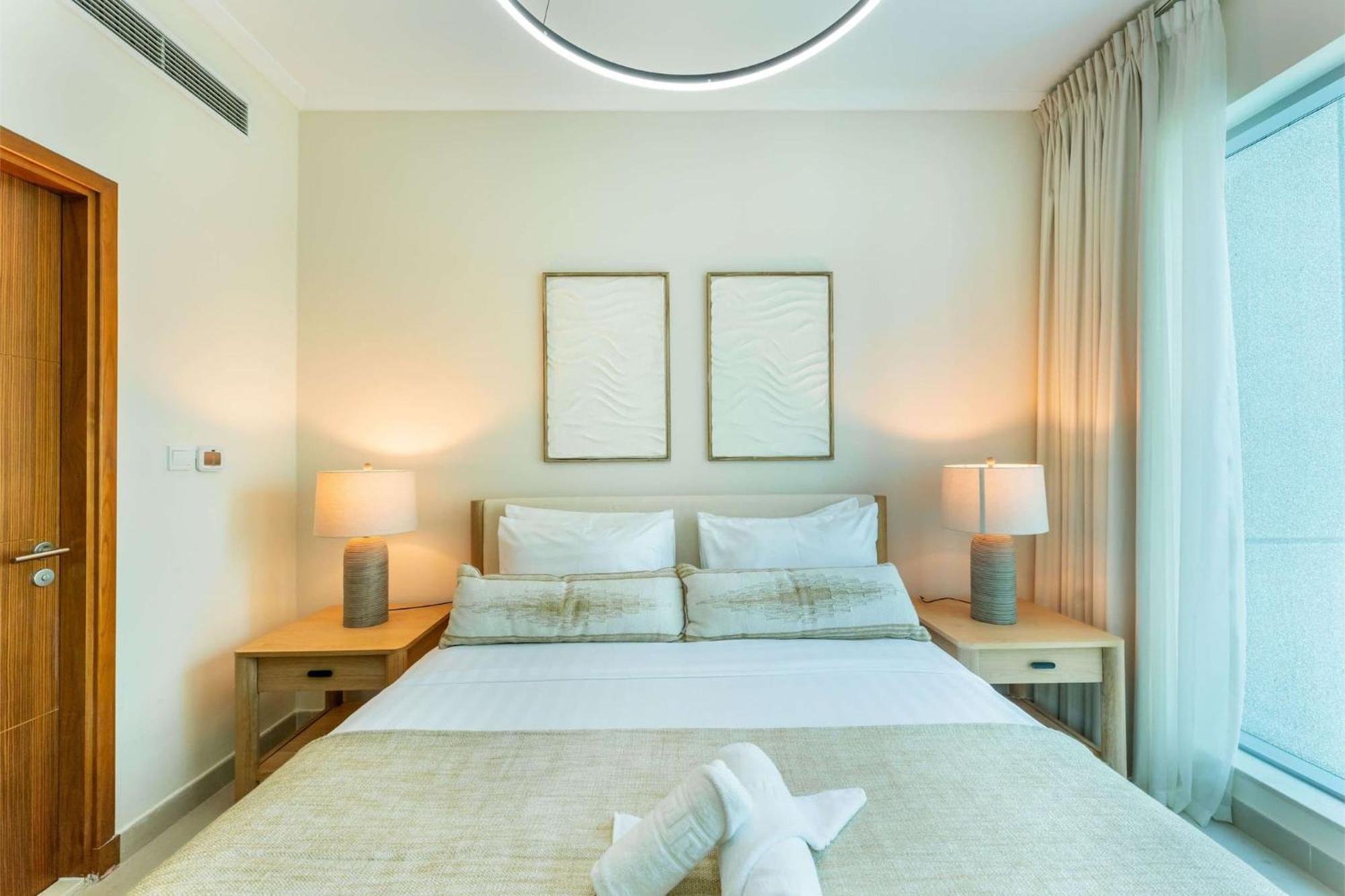 Luxurious 2 Bedroom Delphine Tower By Pk Holidays Apartament