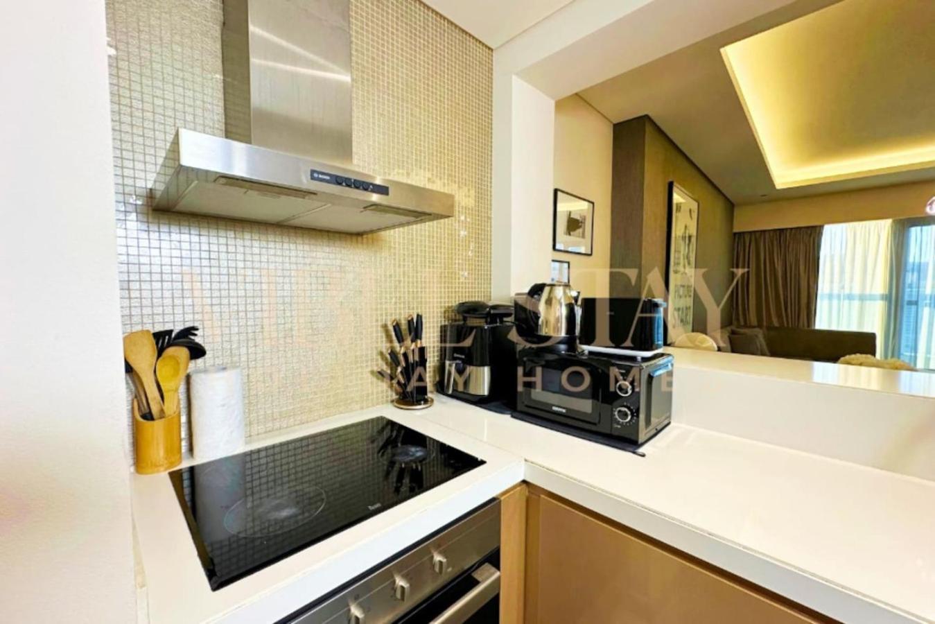 Prime 1br Location Minutes To Burj Mall By Vibel *