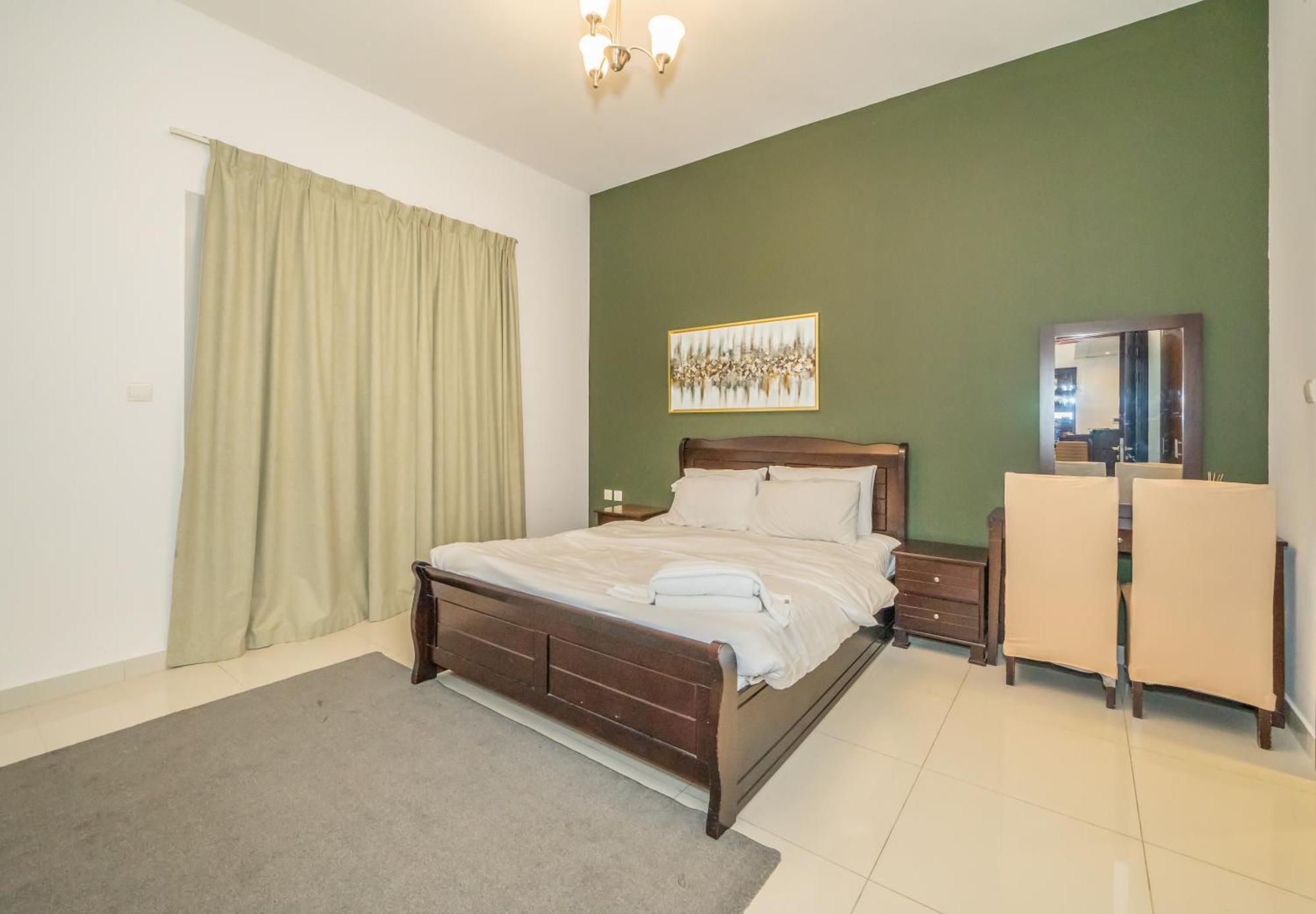Live Spacious 3br En & Balcony Appartement