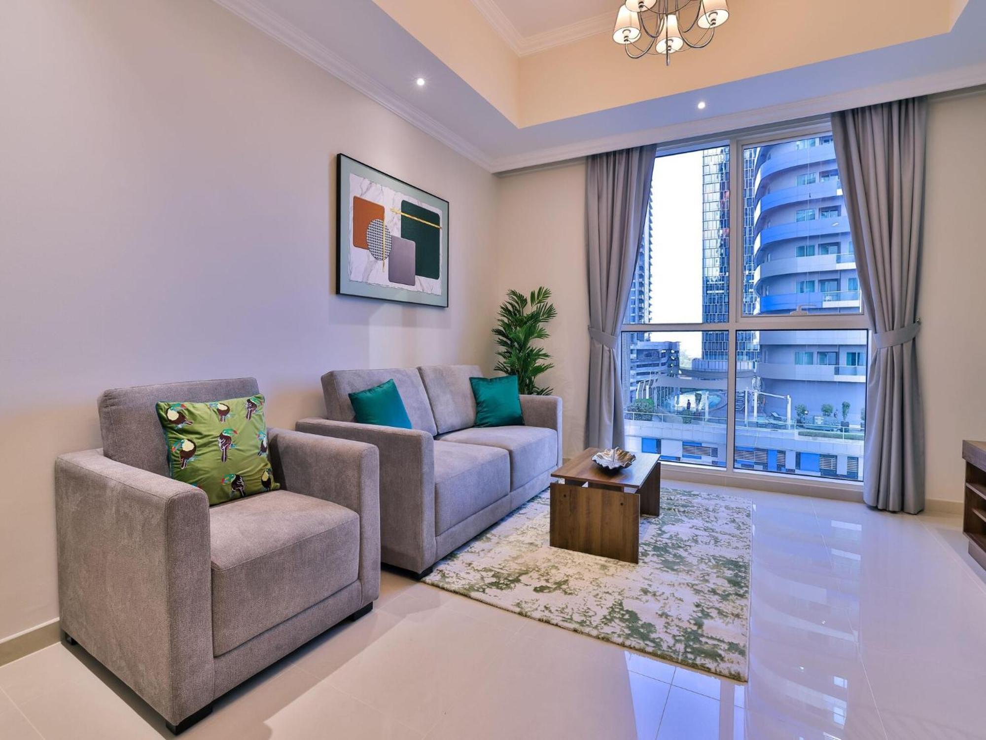 Luxe Near Mall Burj Khalifa Pool Gym Parking * Dubai