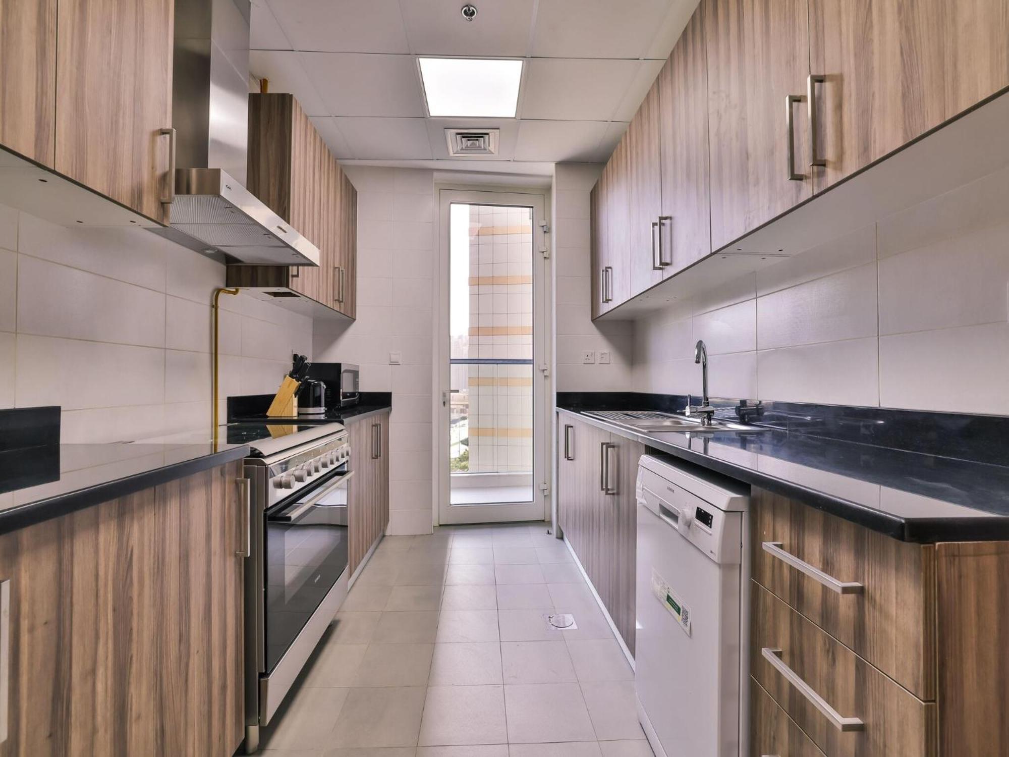 Lejlighed Luxe Near Mall Burj Khalifa Pool Gym Parking *