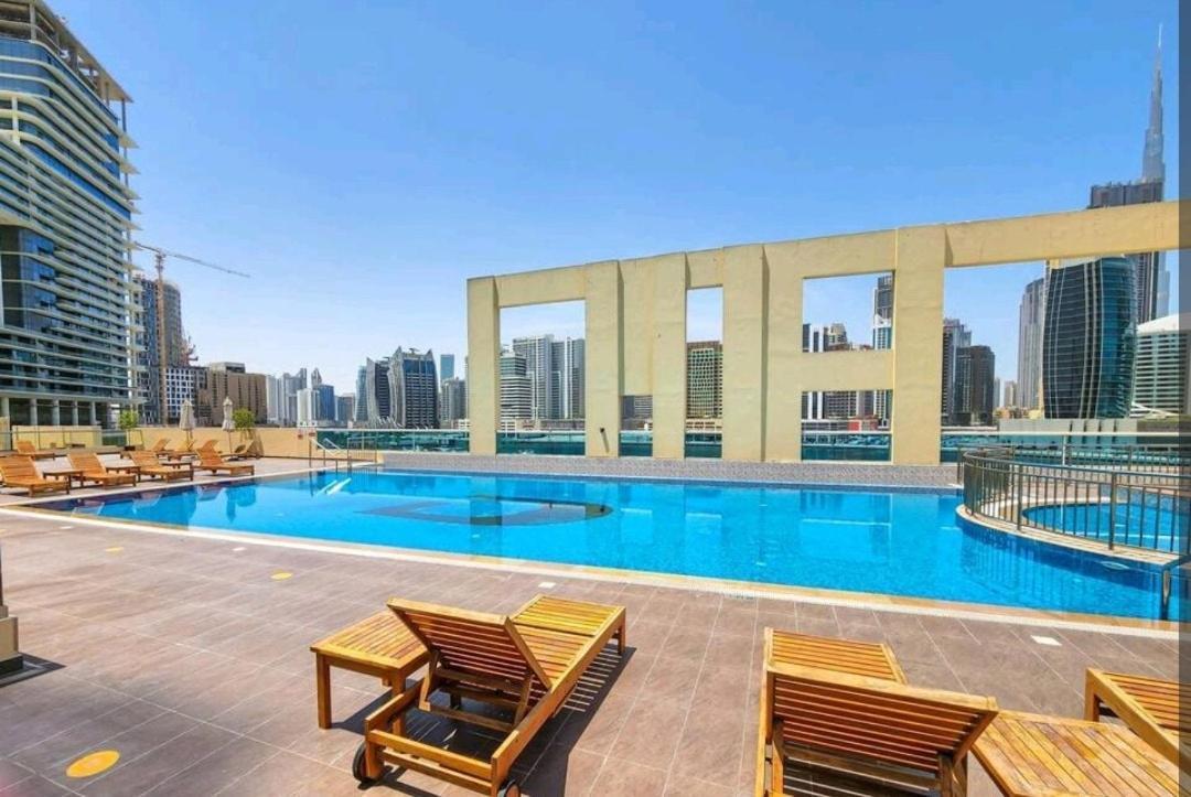 Great & Huge High Floor! Apartment Dubai
