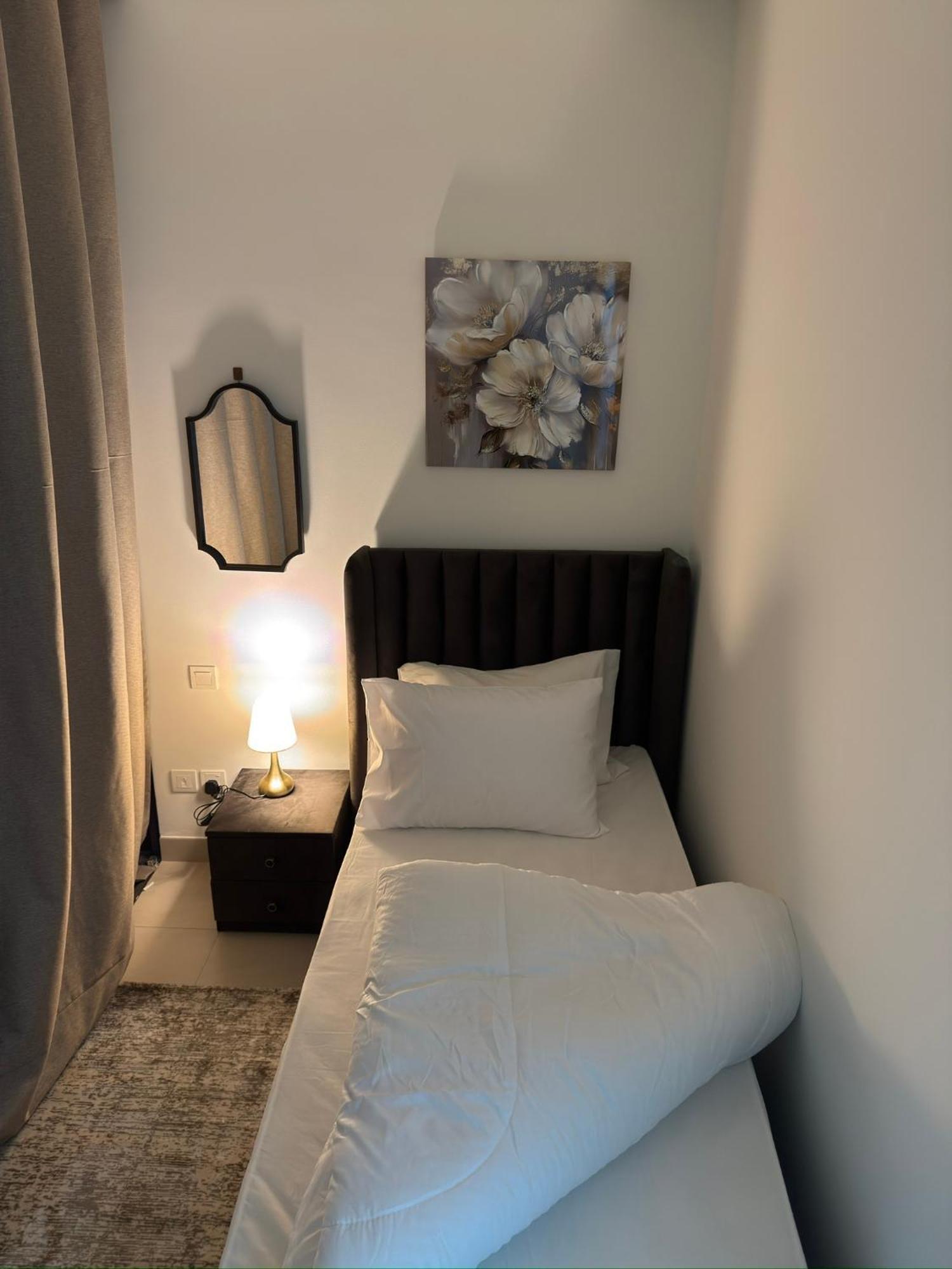 Apartment Nuchi H O S T E L *