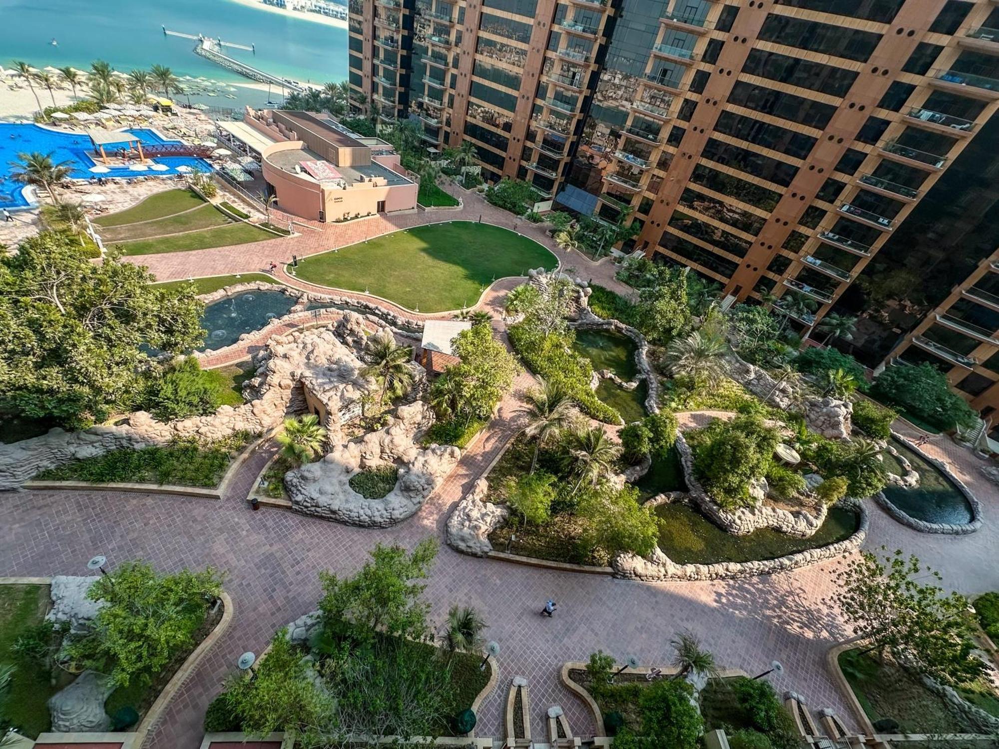 Modern Beachfront 1br - Tiara * Dubai