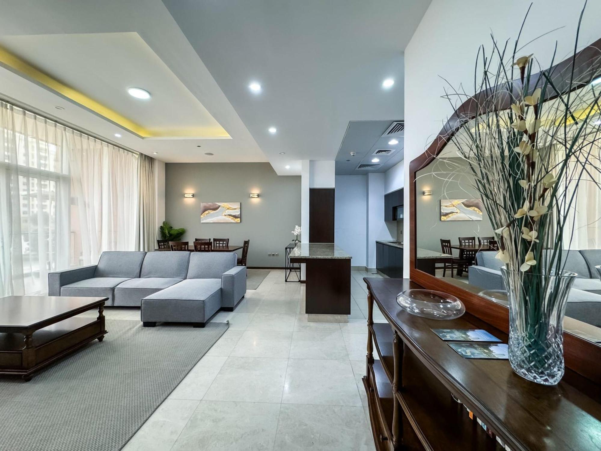 Apartment Modern Beachfront 1br - Tiara Dubai