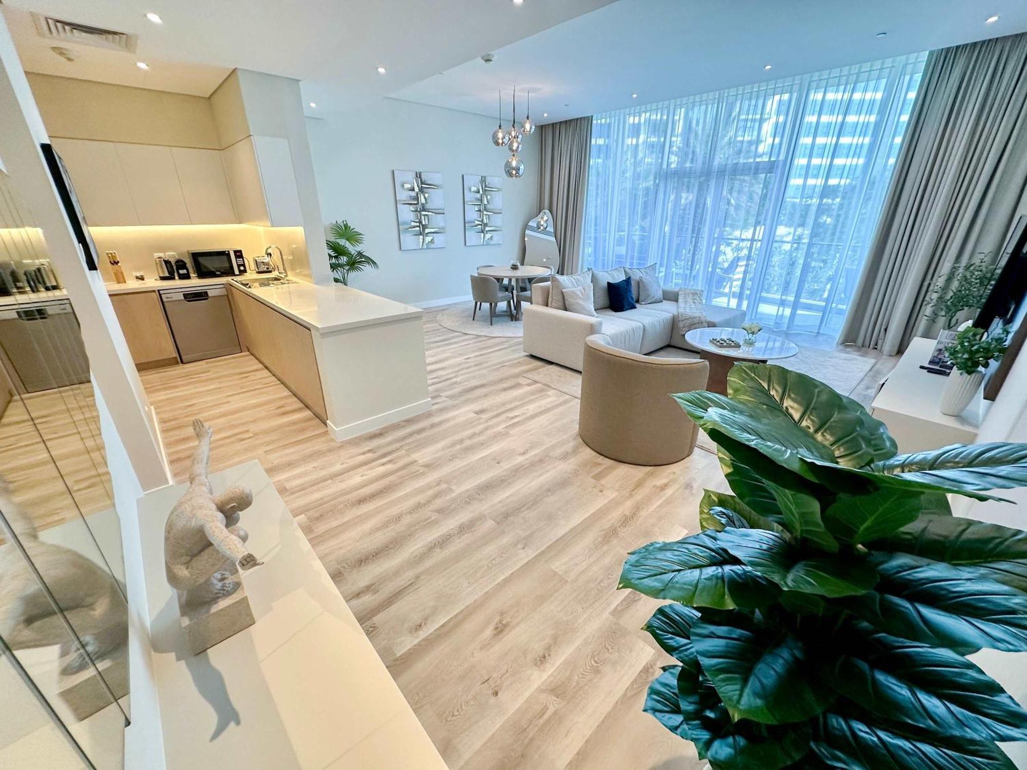 Renovated Marina View In Oceana Apartment *
