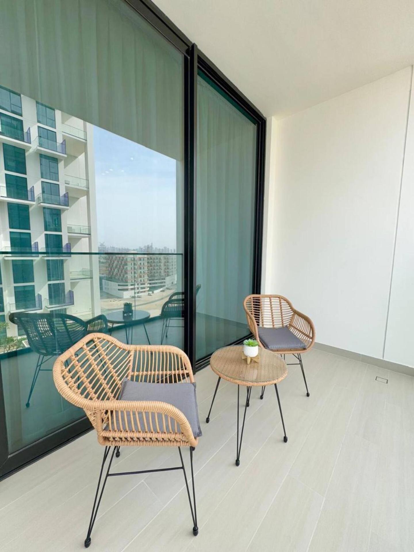 Spacious 1br In Jvc With Big Balcony Appartement