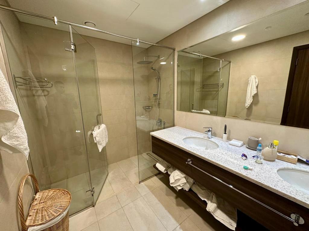 Dvr 1 Bedroom In Awani Palm View Dubaï