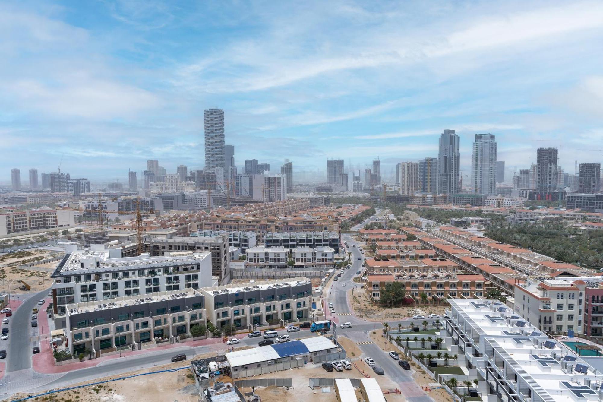 Lejlighed Stylish 3 Bedroom In Jvc Dubai