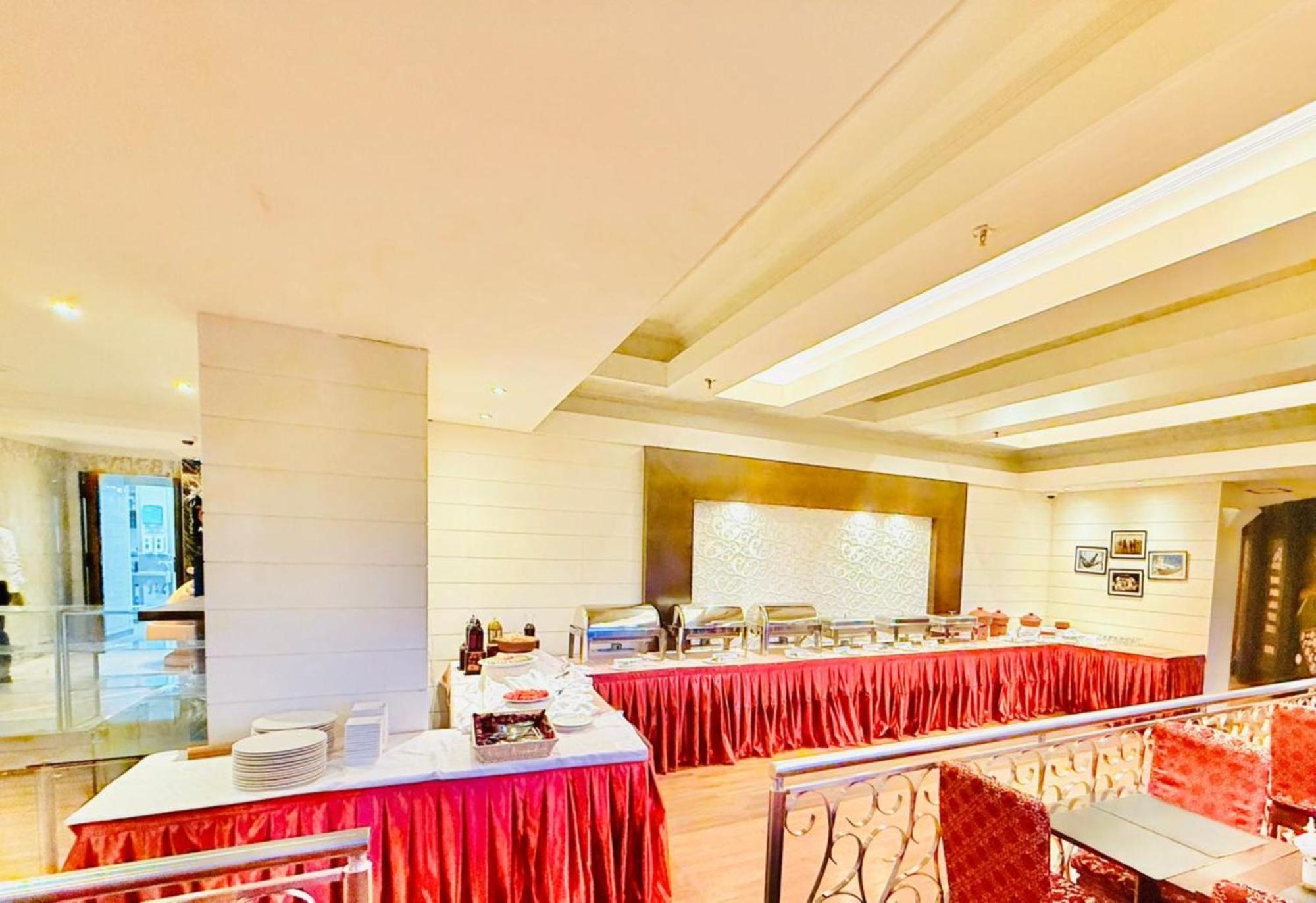 Hotel J5 Bur