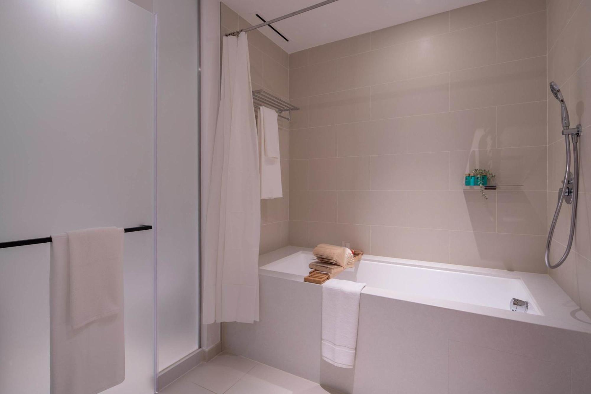 Frank Porter - Vida Residences Appartement *