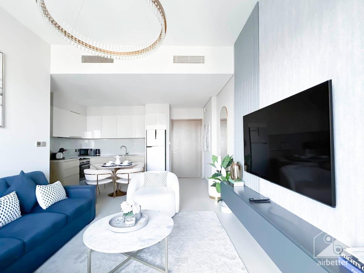 Apartment Luxurious Burj Royale 1b With Balcony & Views Dubai