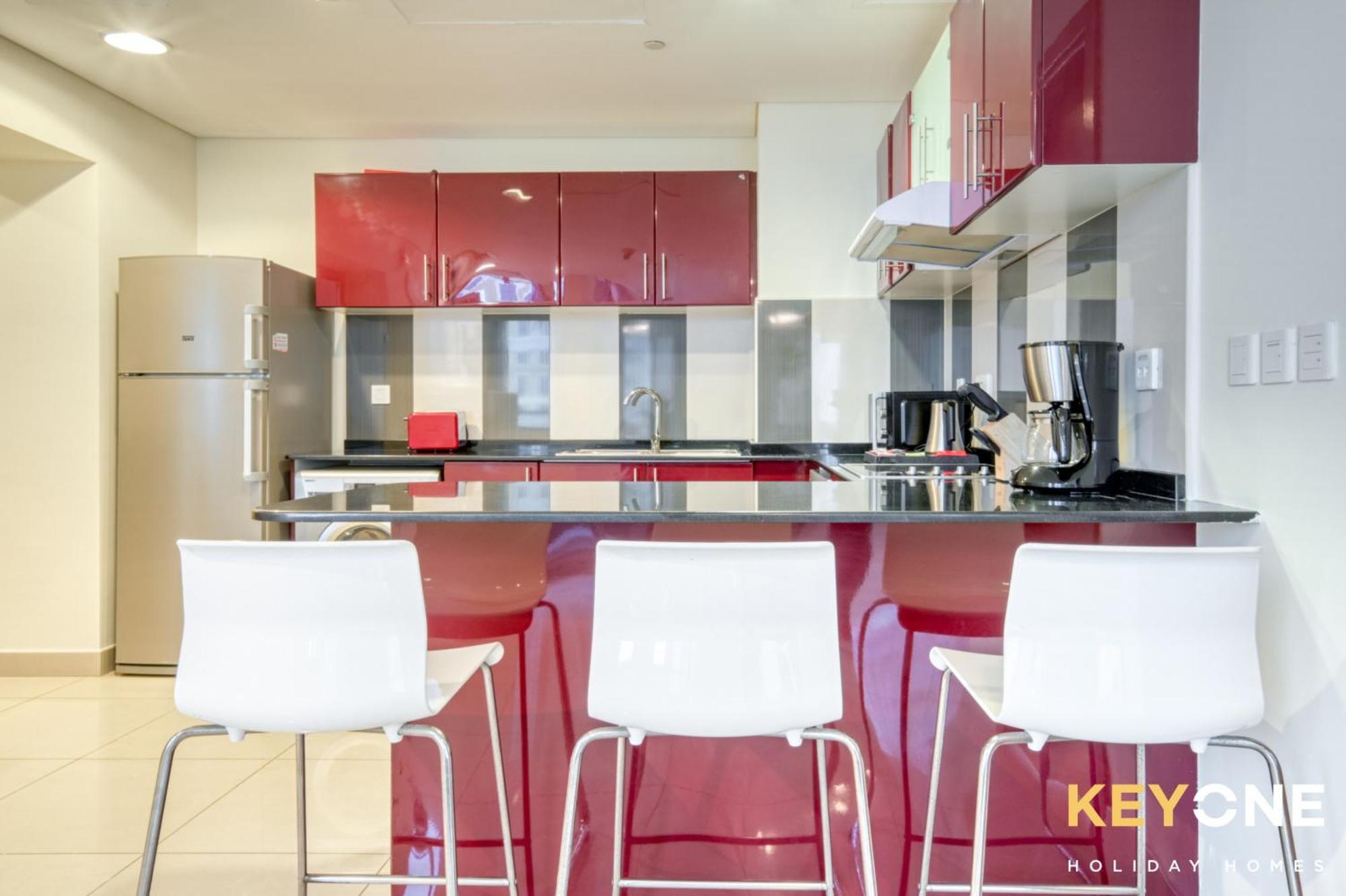 Captivating Sky & Sea Views In Two Bedroom *