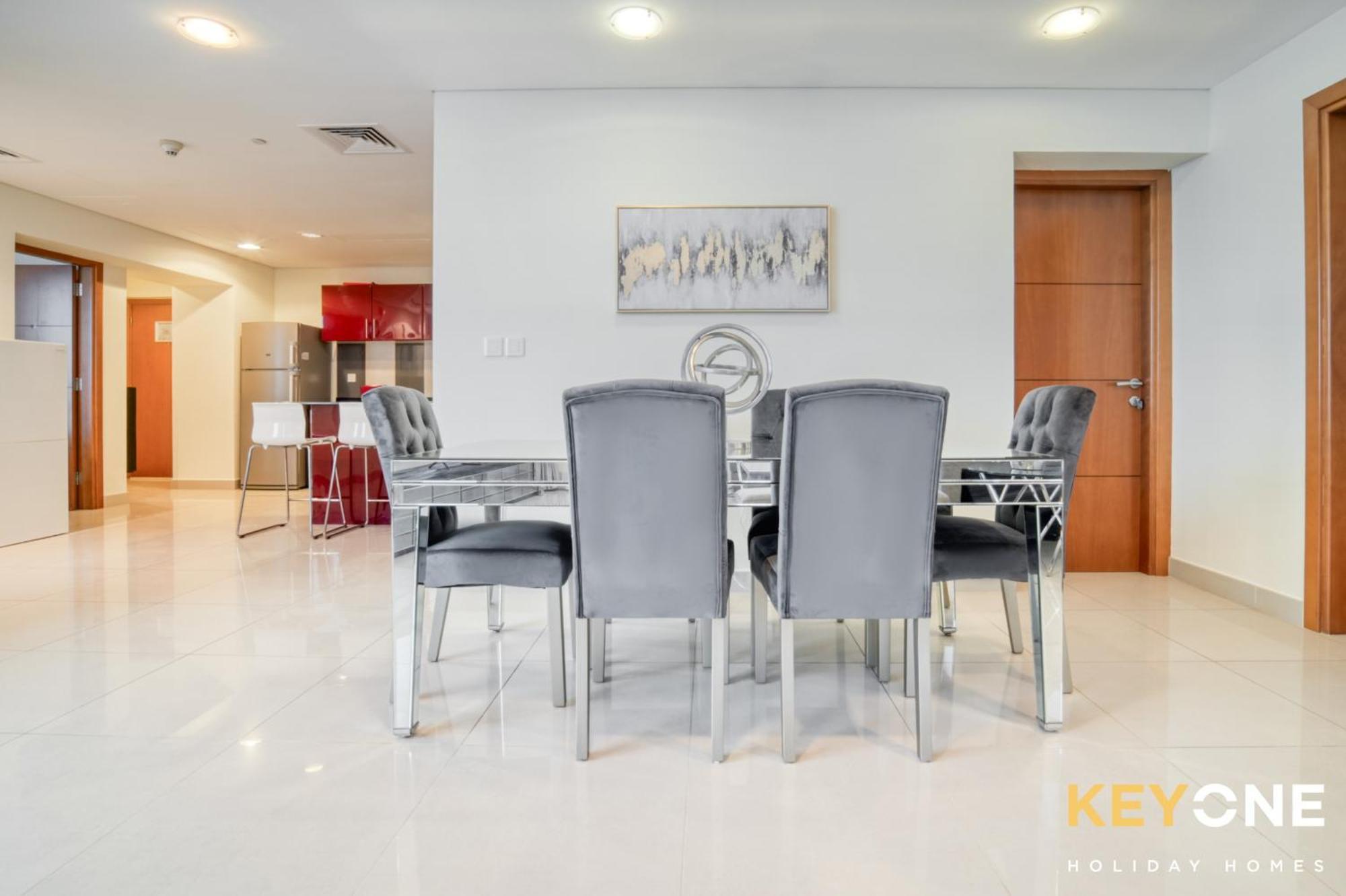 Captivating Sky & Sea Views In Two Bedroom Apartamento Dubai