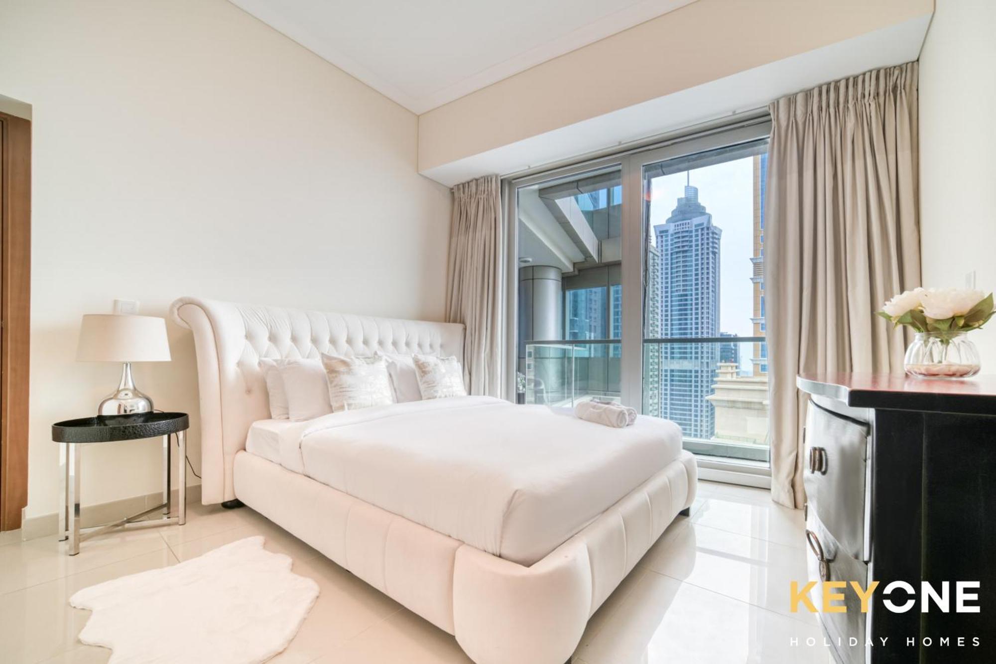 Captivating Sky & Sea Views In Two Bedroom Dubai