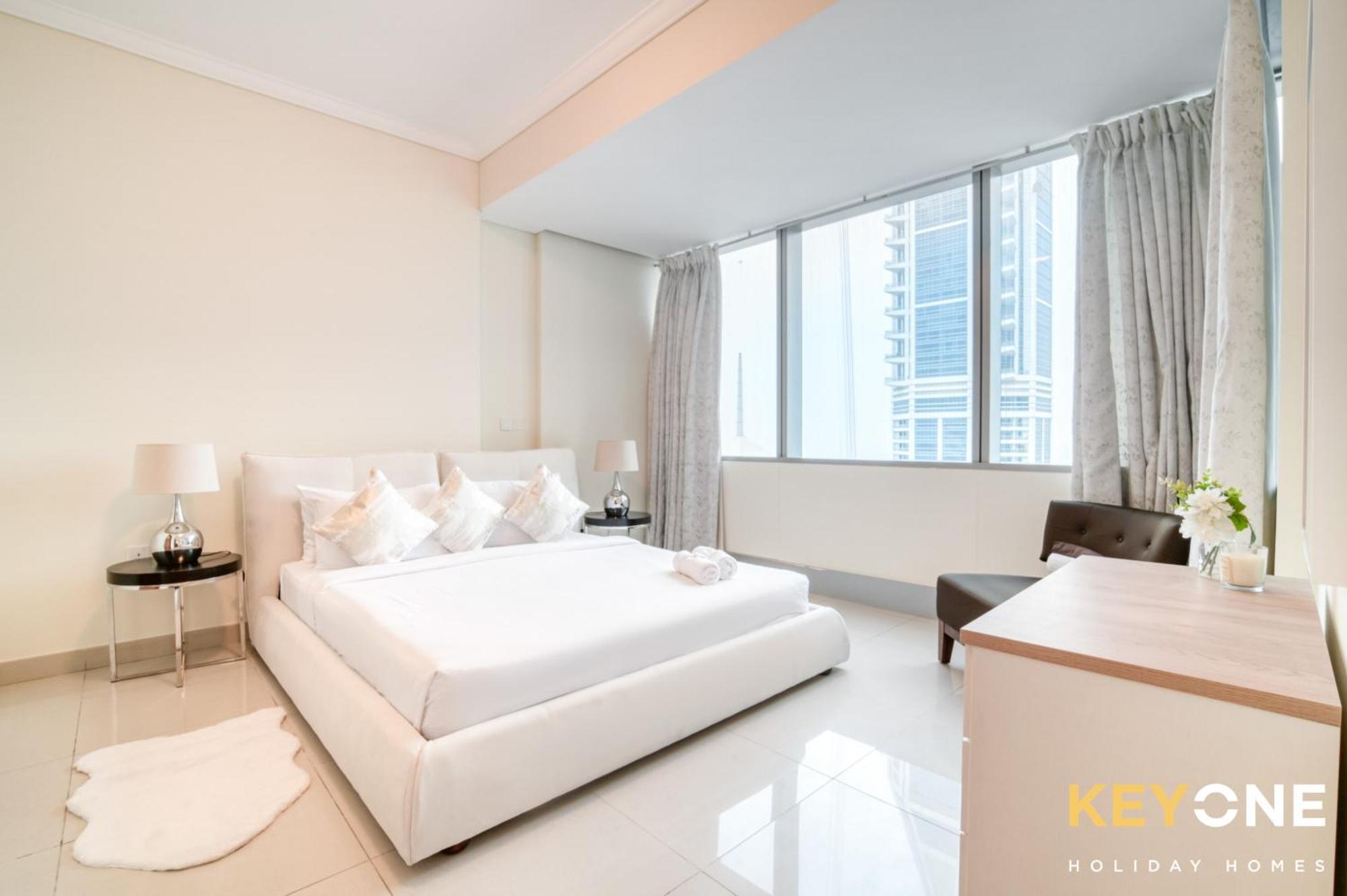 Captivating Sky & Sea Views In Two Bedroom * Dubai