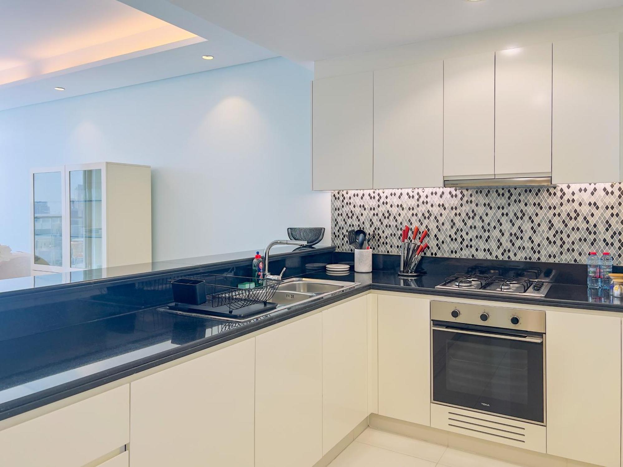 Apartment Exclusive 1br With Iconic Views In Paramount Tower Dubai